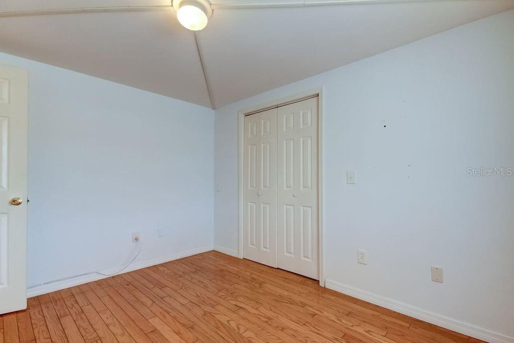 Image 22 of 27 For 278 Pelican Drive N