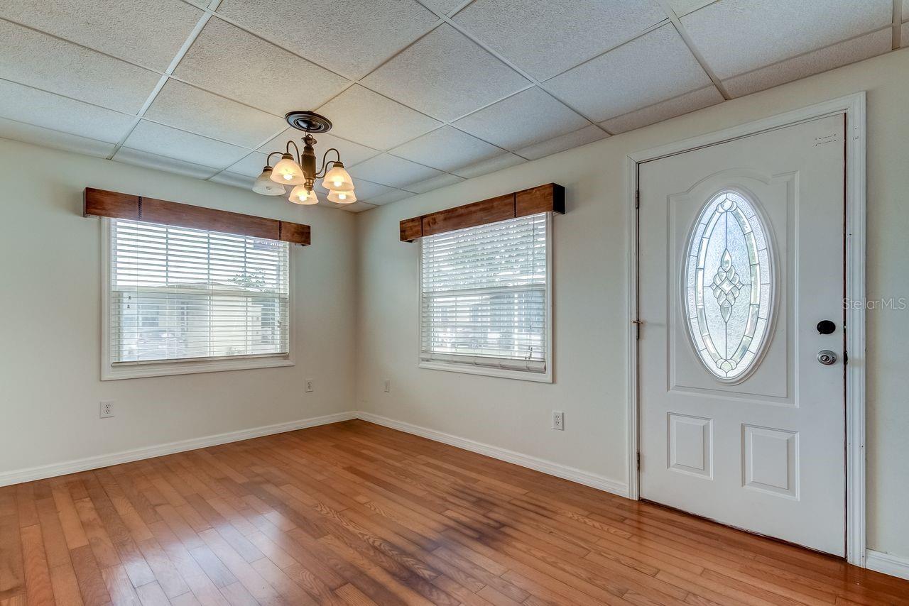 Image 3 of 27 For 278 Pelican Drive N