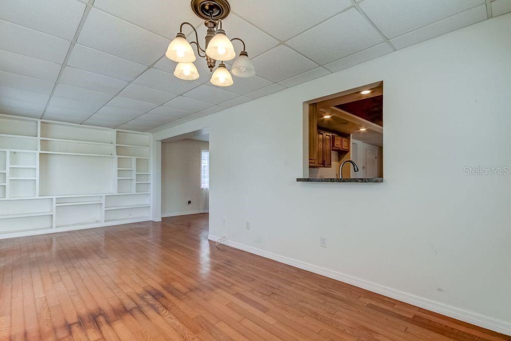 Image 6 of 27 For 278 Pelican Drive N