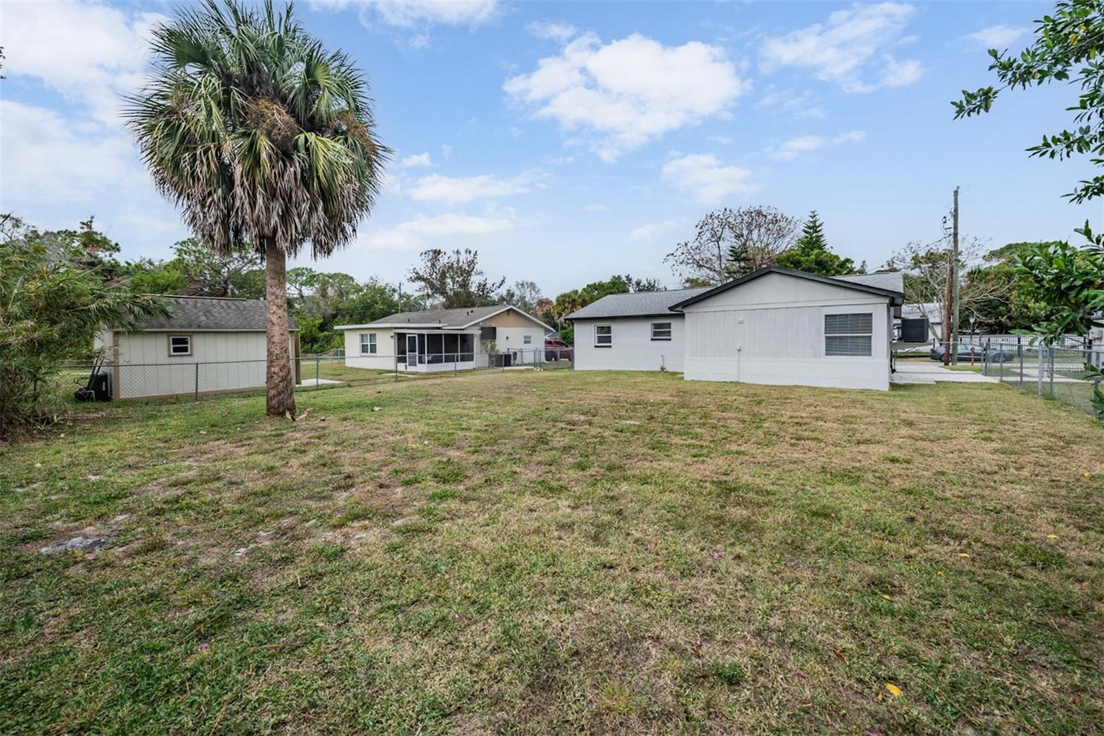 Image 19 of 30 For 7802 Butler Avenue