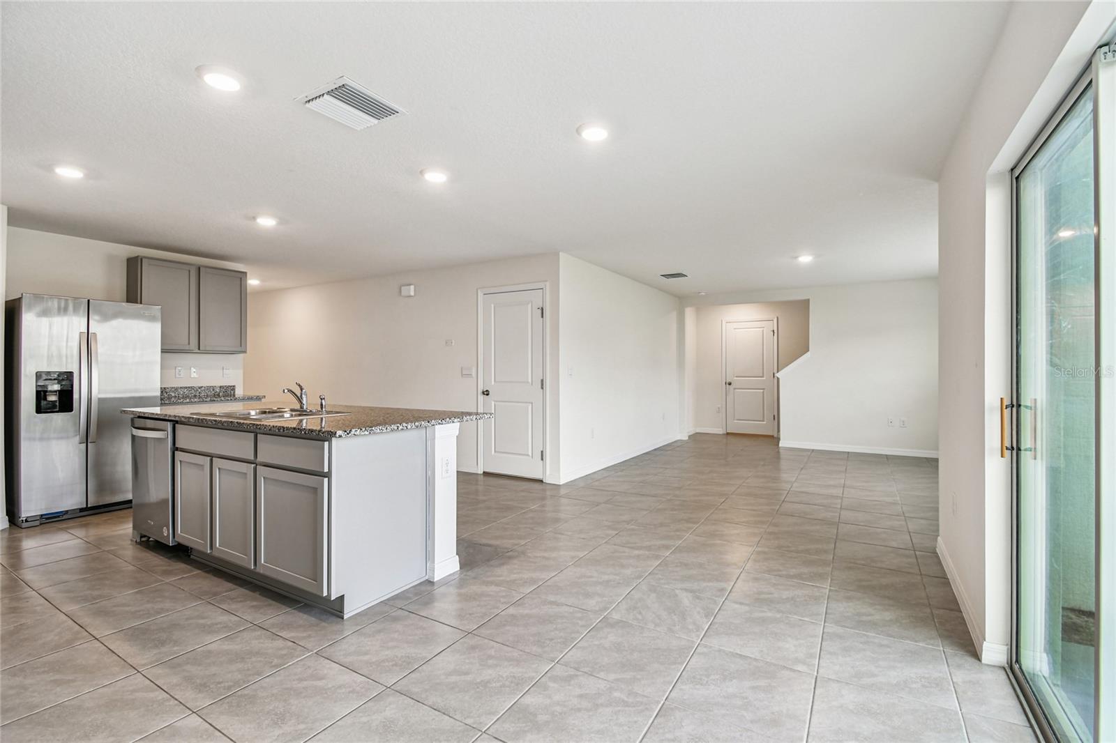 Image 10 of 54 For 9208 Mission Bay Place