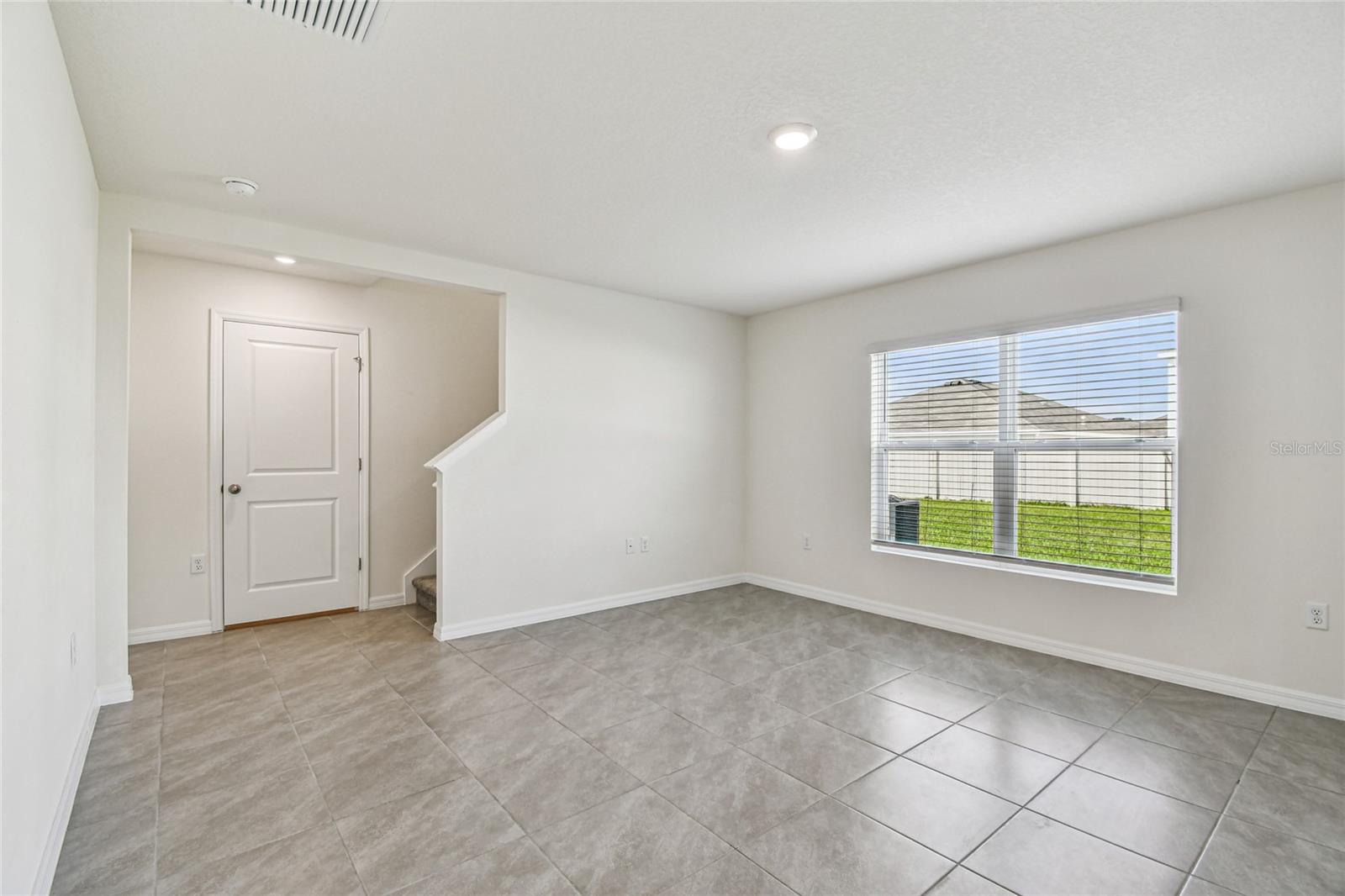 Image 13 of 54 For 9208 Mission Bay Place