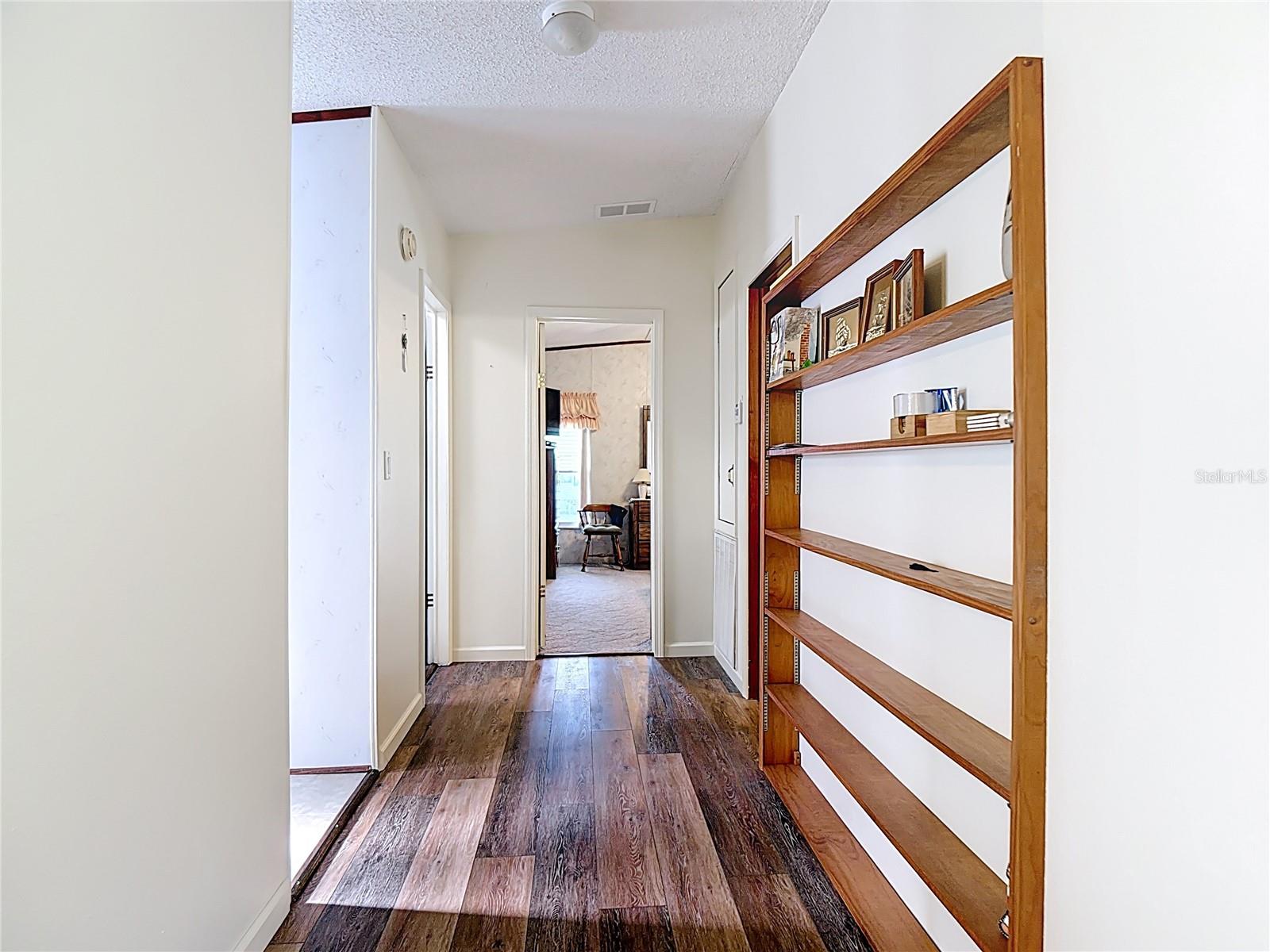 Image 20 of 48 For 303 Pine Loop