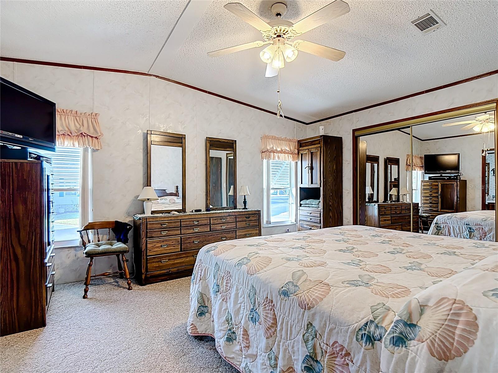 Image 21 of 48 For 303 Pine Loop