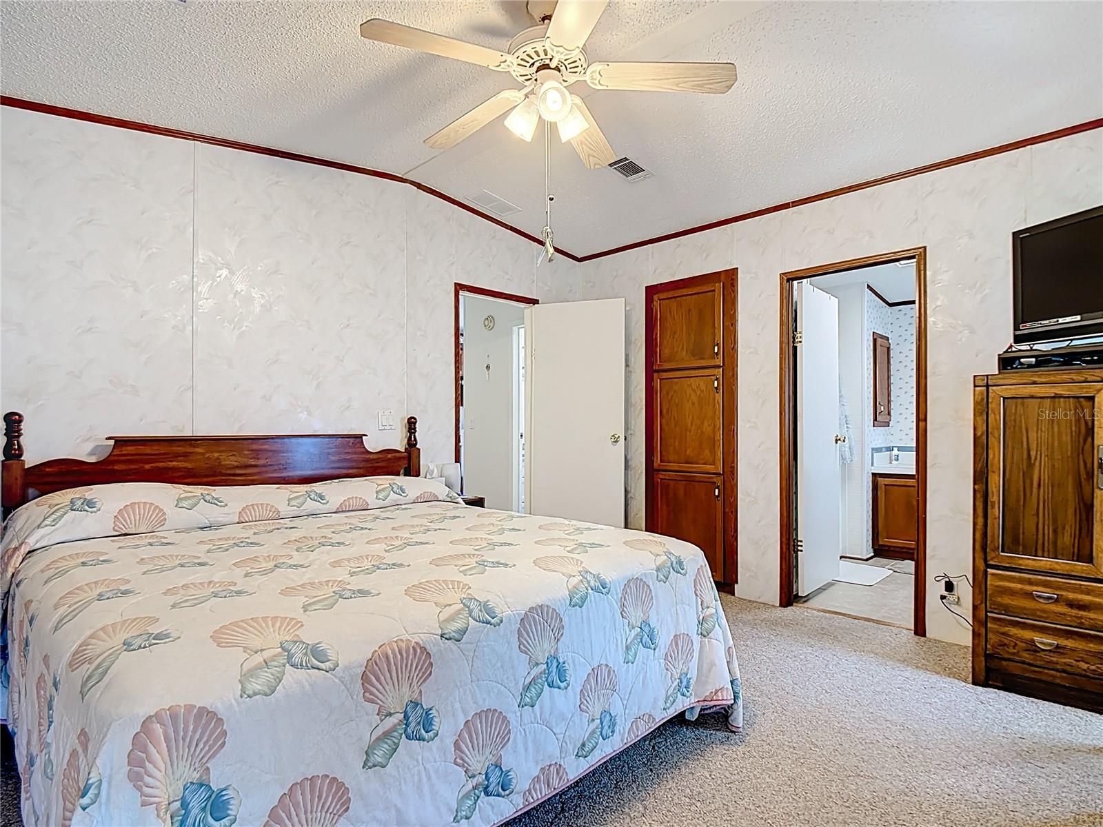 Image 23 of 48 For 303 Pine Loop