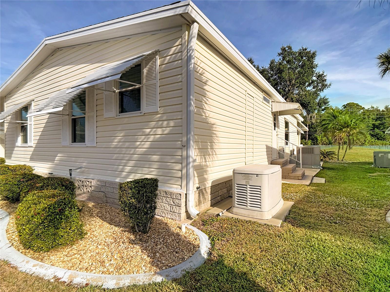 Image 41 of 48 For 303 Pine Loop