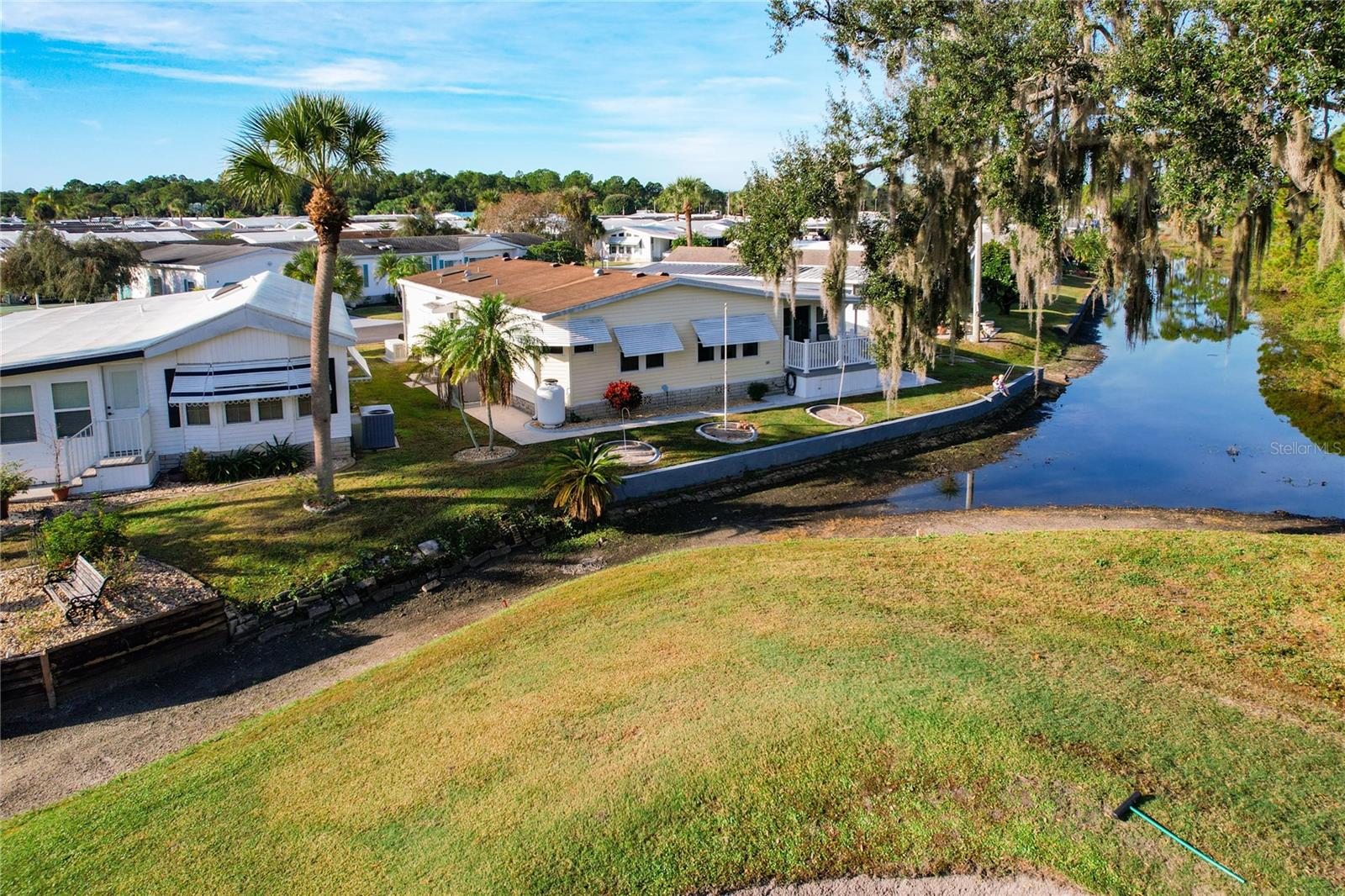 Image 42 of 48 For 303 Pine Loop