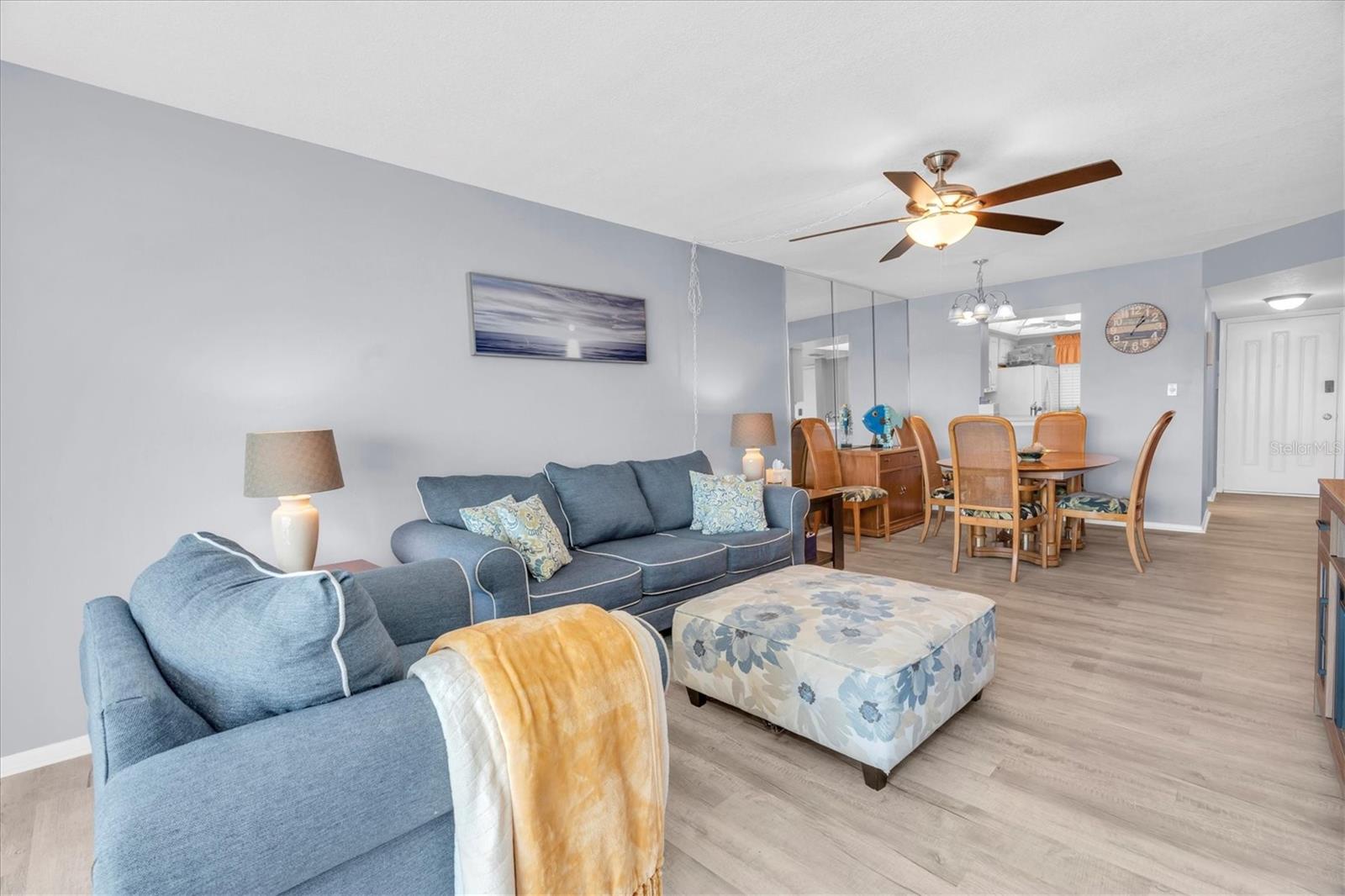 Image 6 of 27 For 175 116th Avenue 302