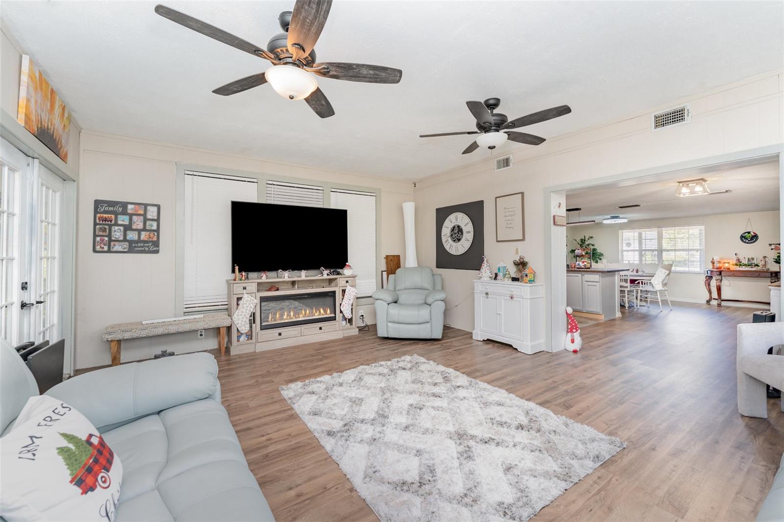 Image 10 of 30 For 4145 Willow Oak Road