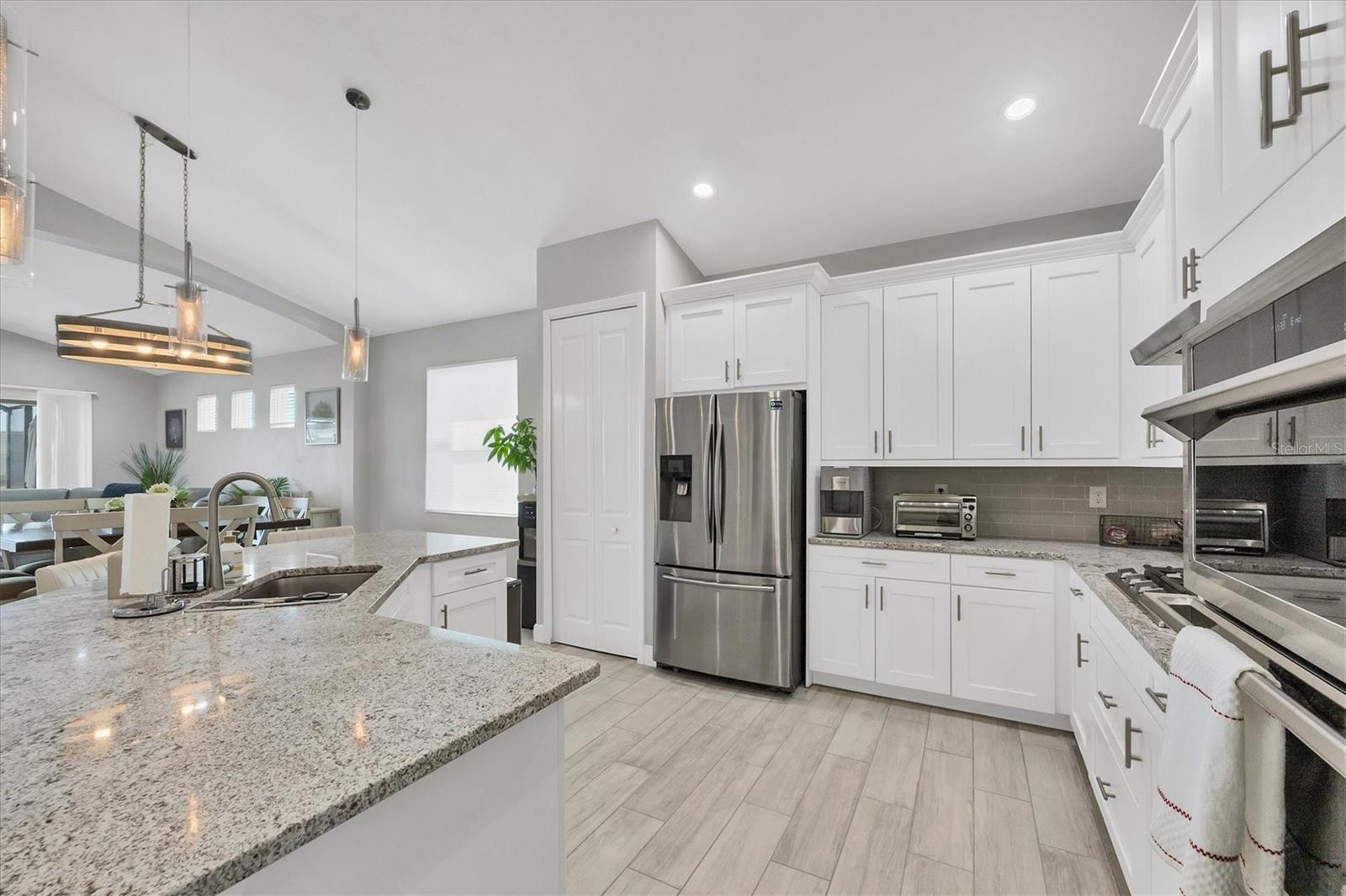 Image 15 of 57 For 6233 Champions Row Street