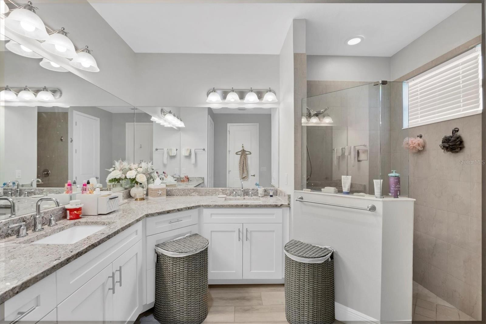 Image 31 of 57 For 6233 Champions Row Street