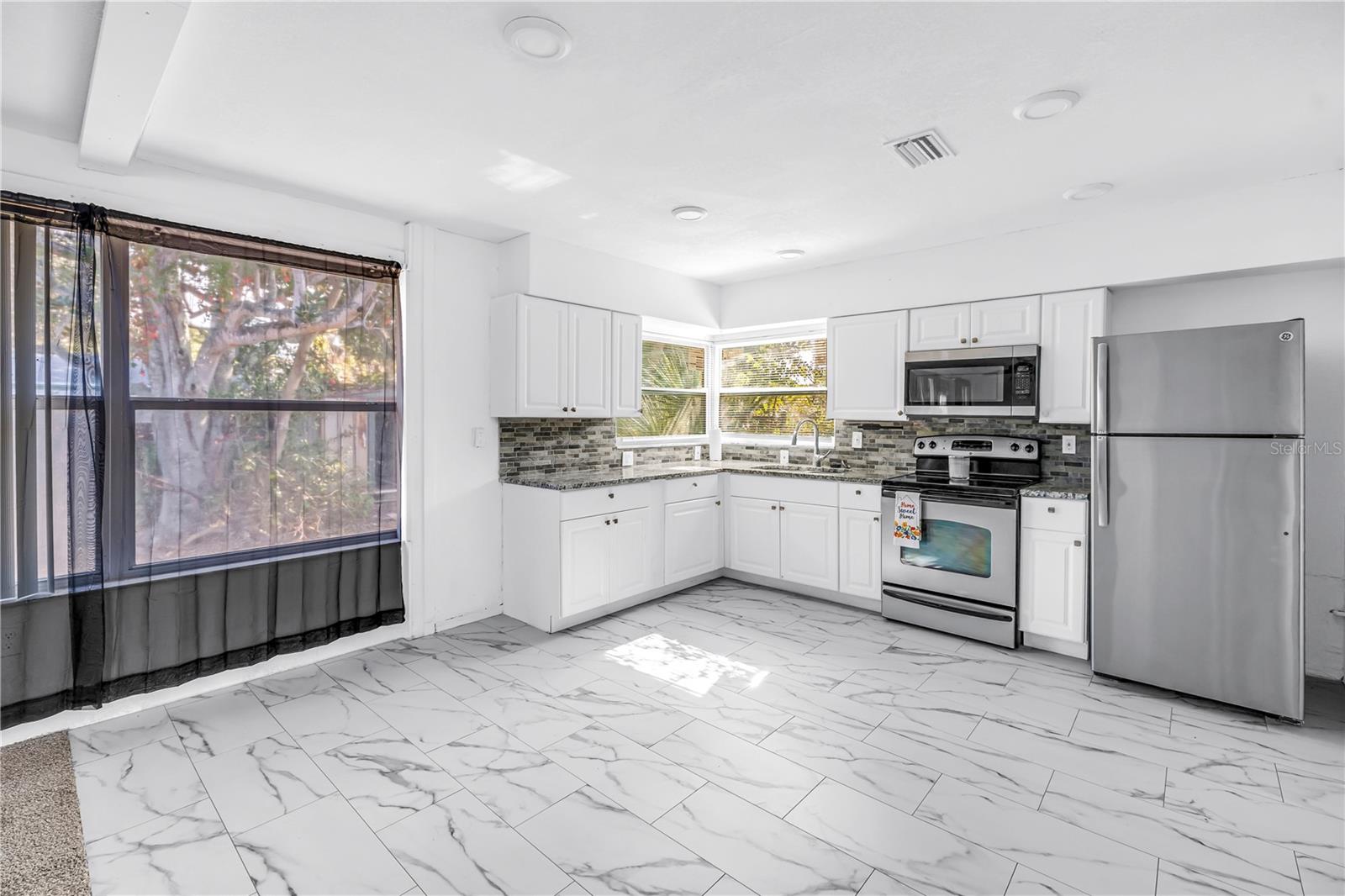 Image 14 of 36 For 5630 6th Street S