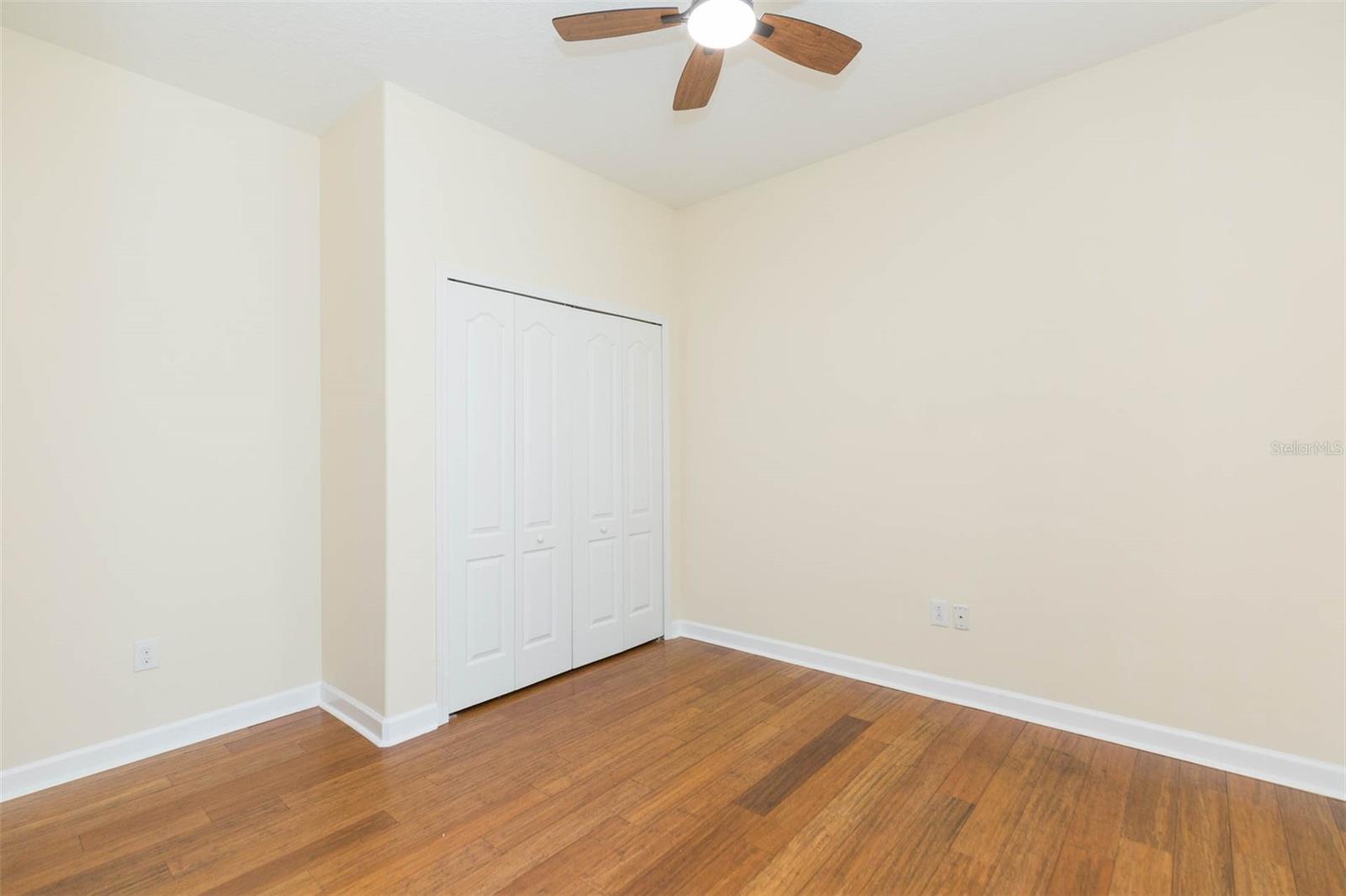 Image 36 of 48 For 20101 Oakflower Avenue