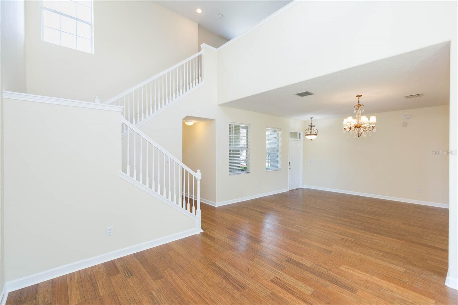 Image 7 of 48 For 20101 Oakflower Avenue