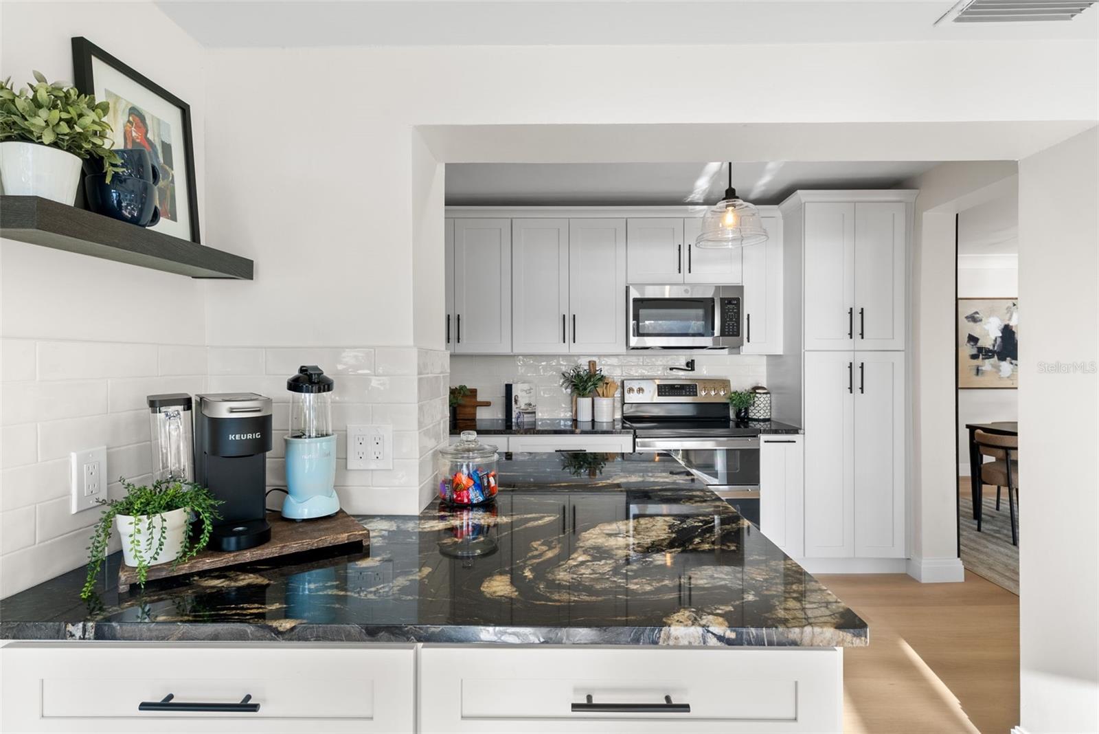 Image 12 of 46 For 122 Lake Drive