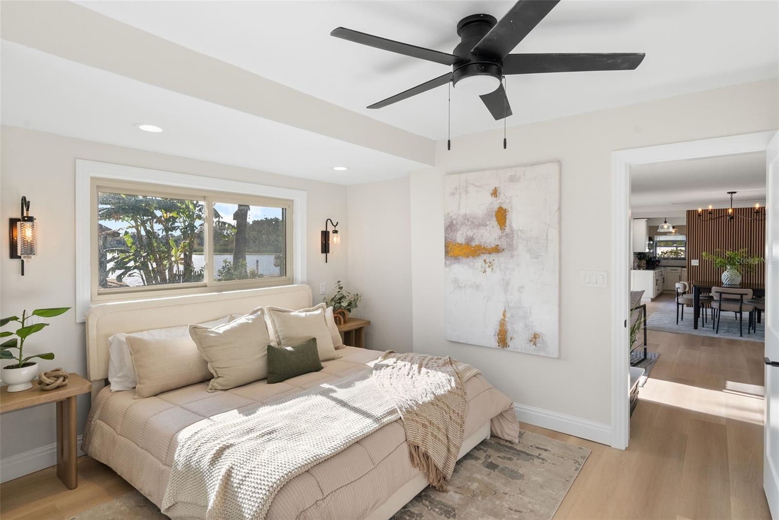 Image 21 of 46 For 122 Lake Drive