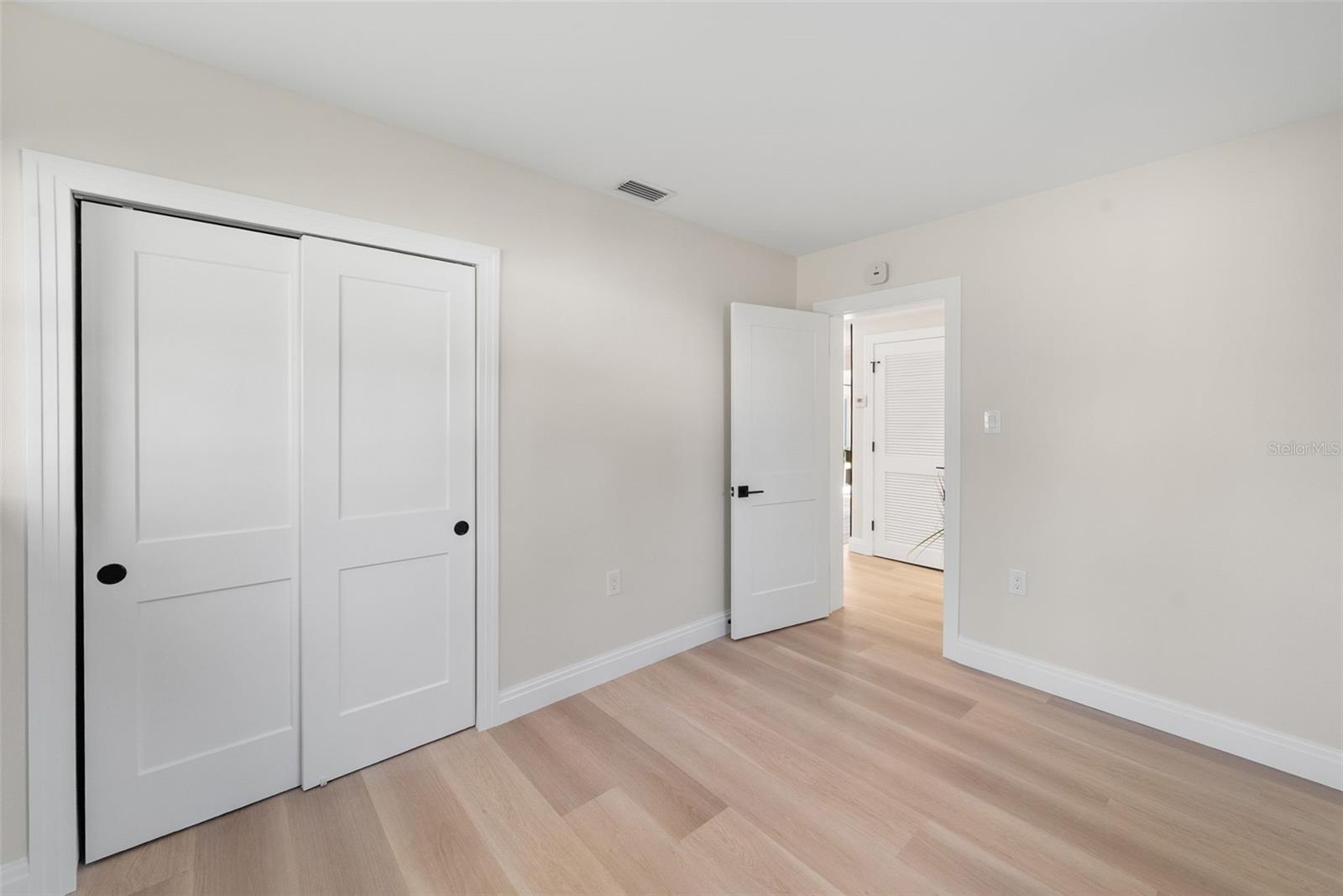 Image 28 of 46 For 122 Lake Drive