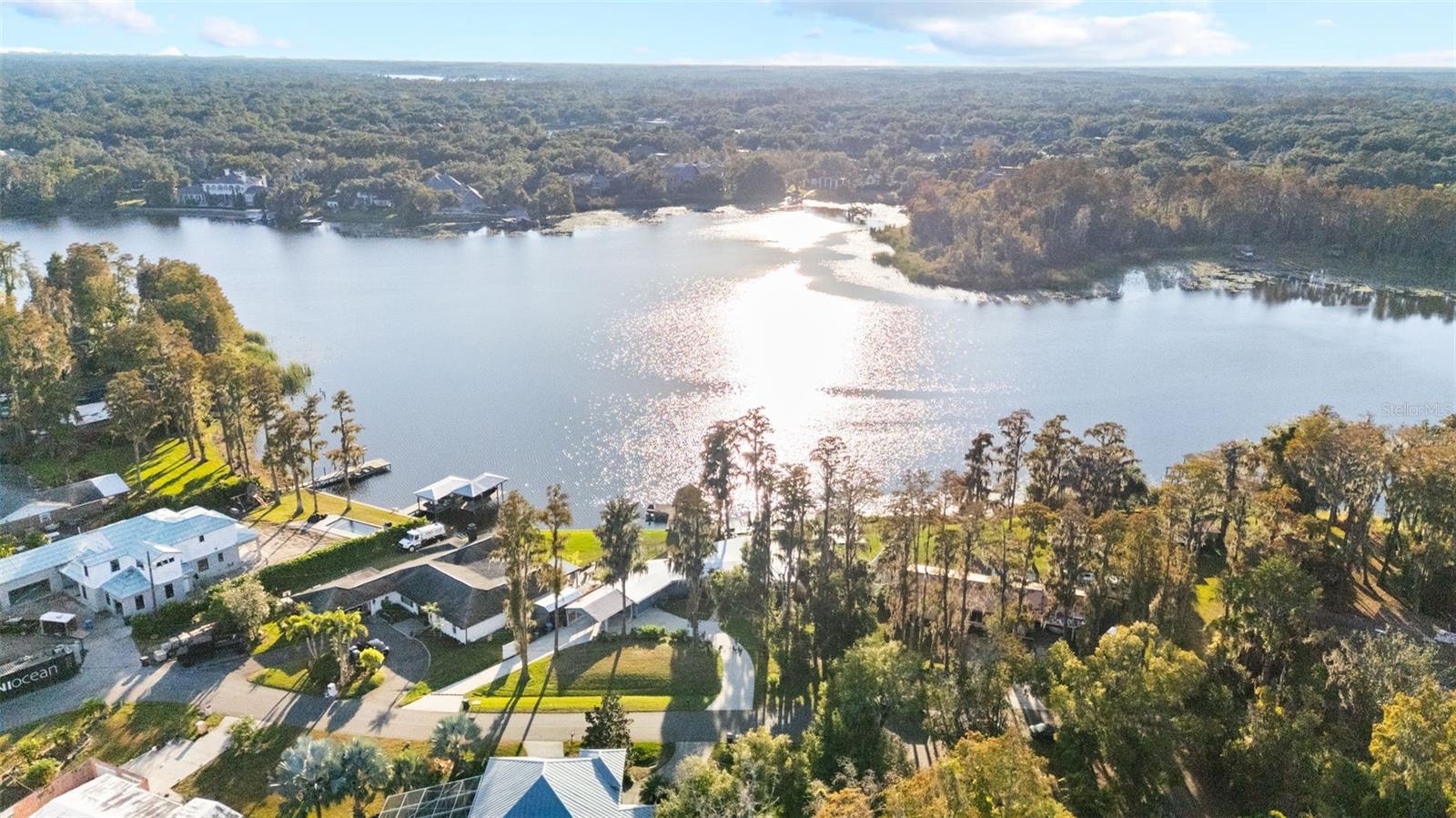 Image 4 of 46 For 122 Lake Drive