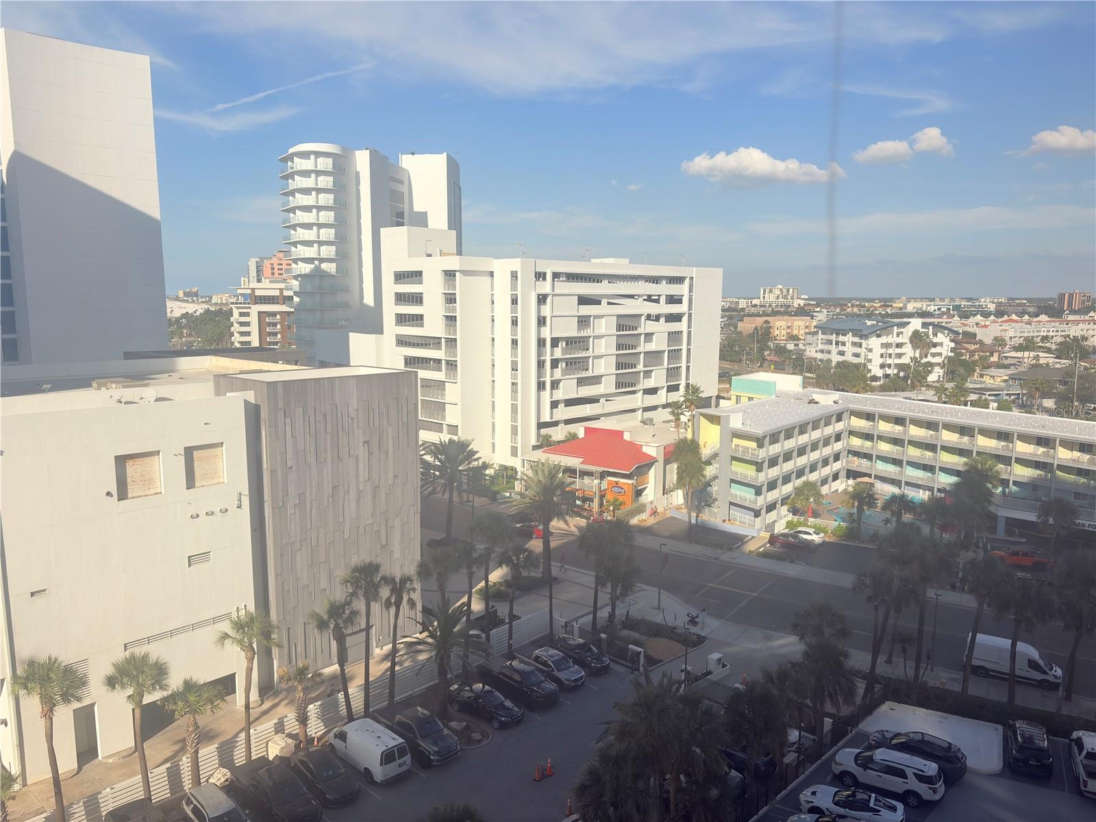 Image 21 of 39 For 440 Gulfview Boulevard 1004