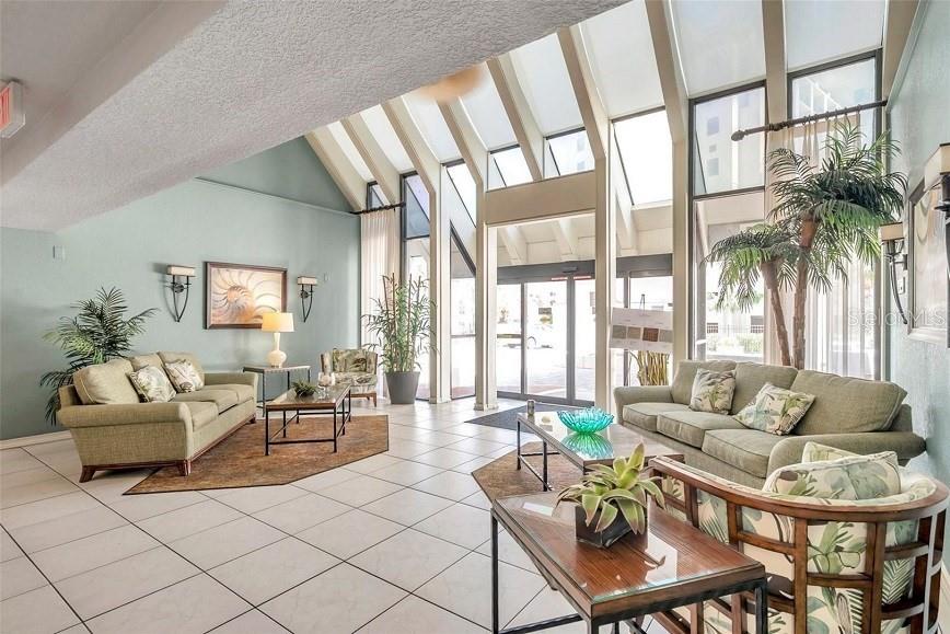 Image 32 of 39 For 440 Gulfview Boulevard 1004