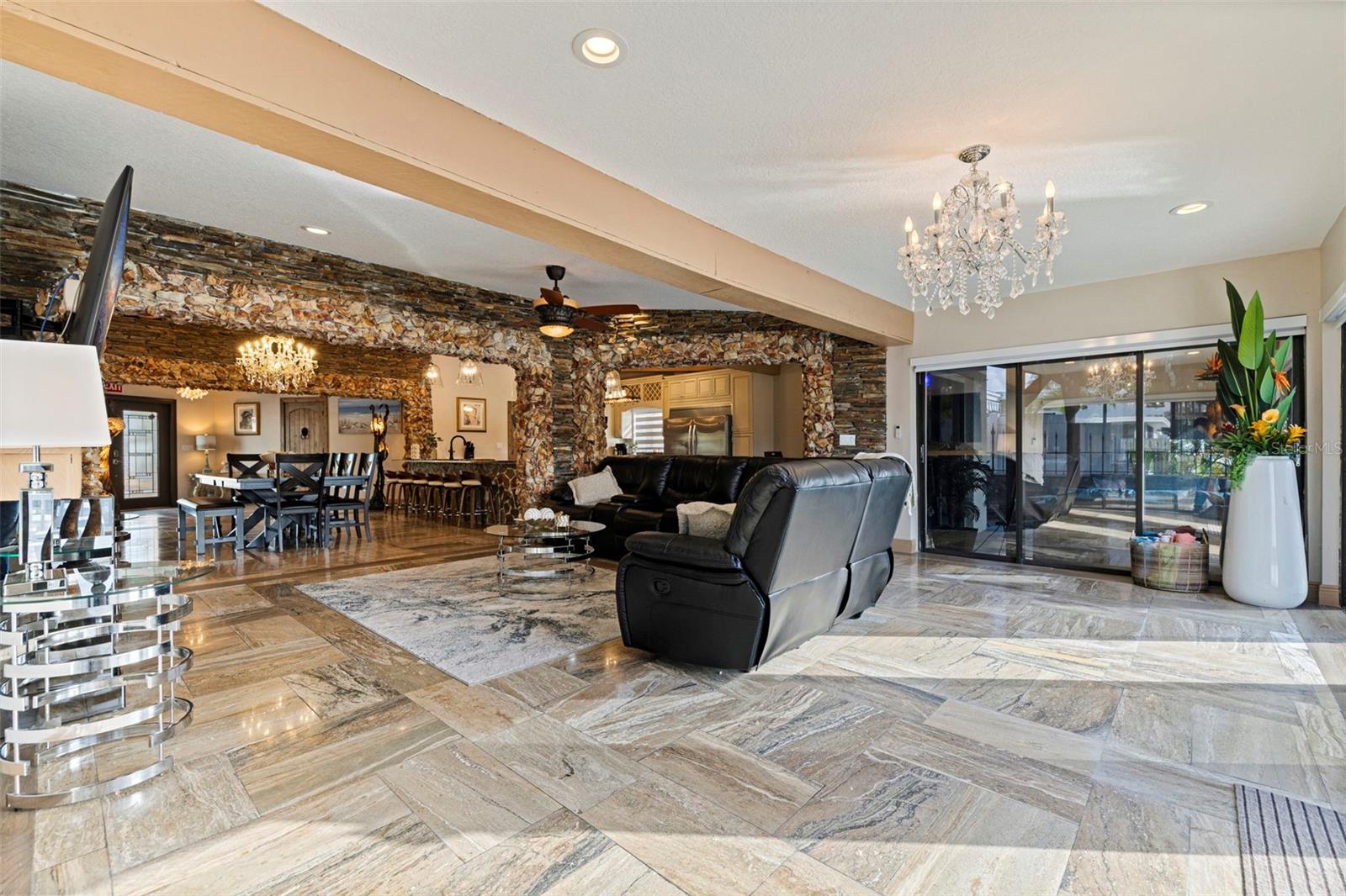 Image 15 of 60 For 357 La Hacienda Drive