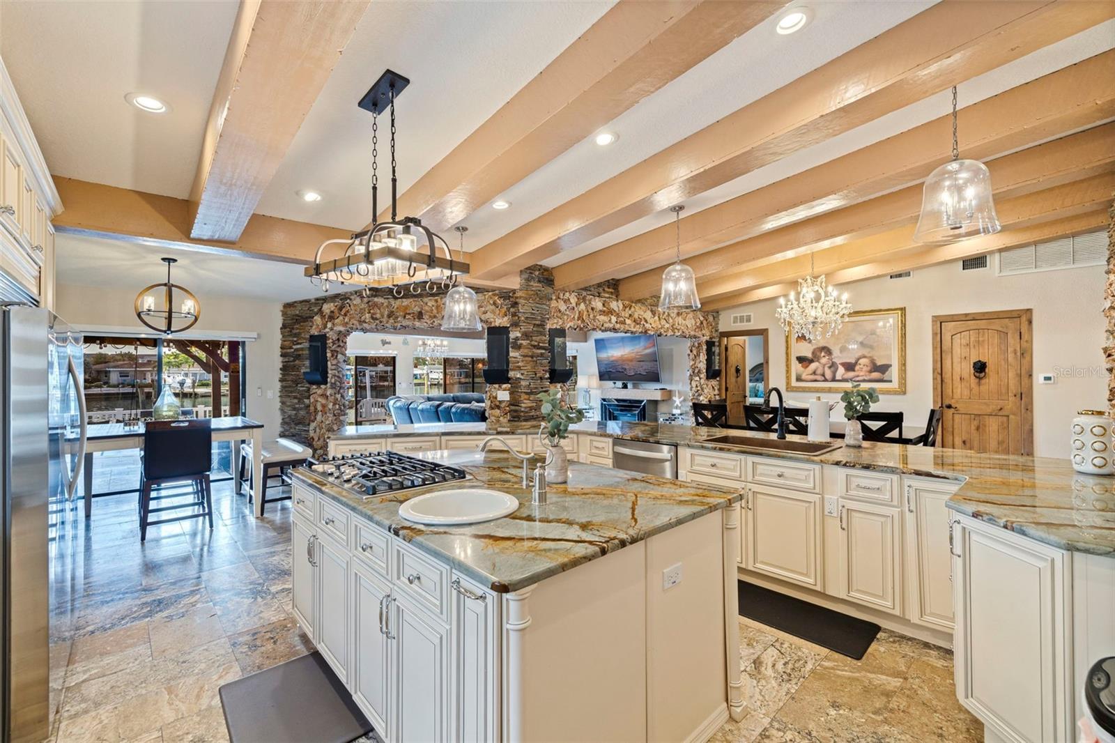 Image 9 of 60 For 357 La Hacienda Drive