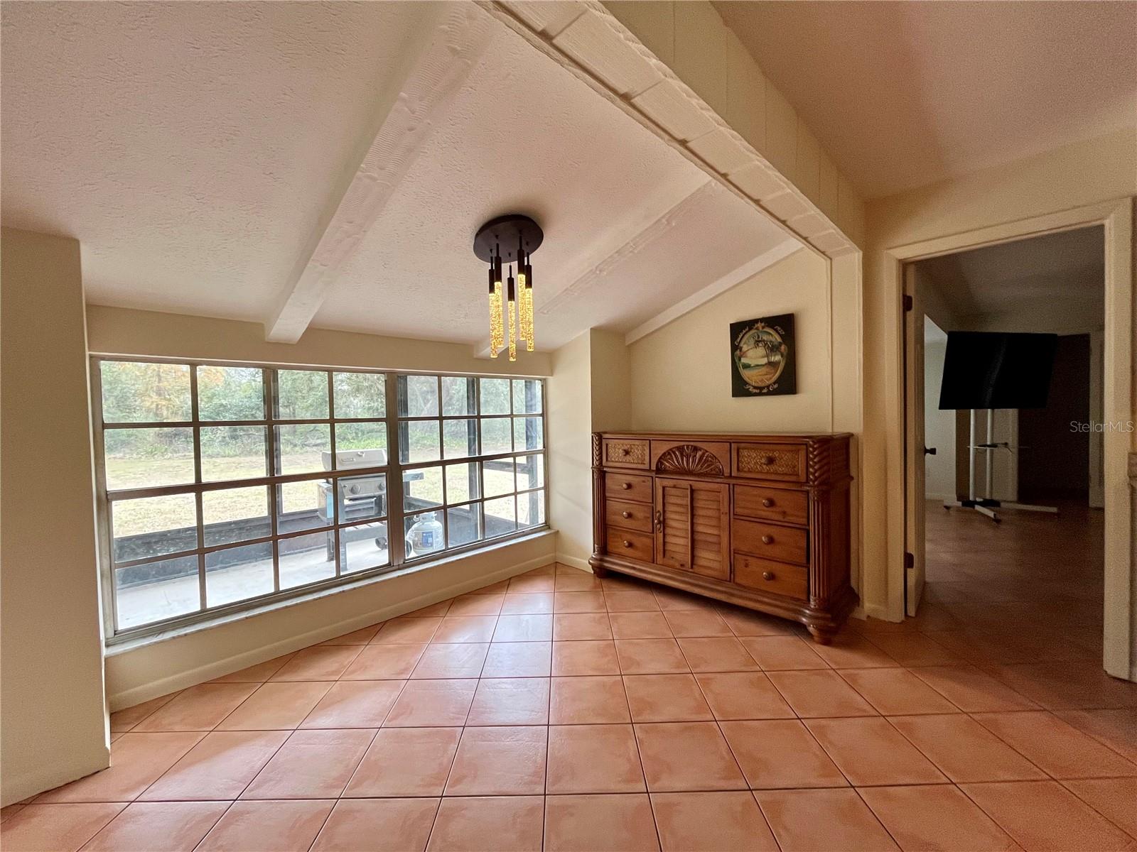 Image 18 of 32 For 6604 Flicker Court