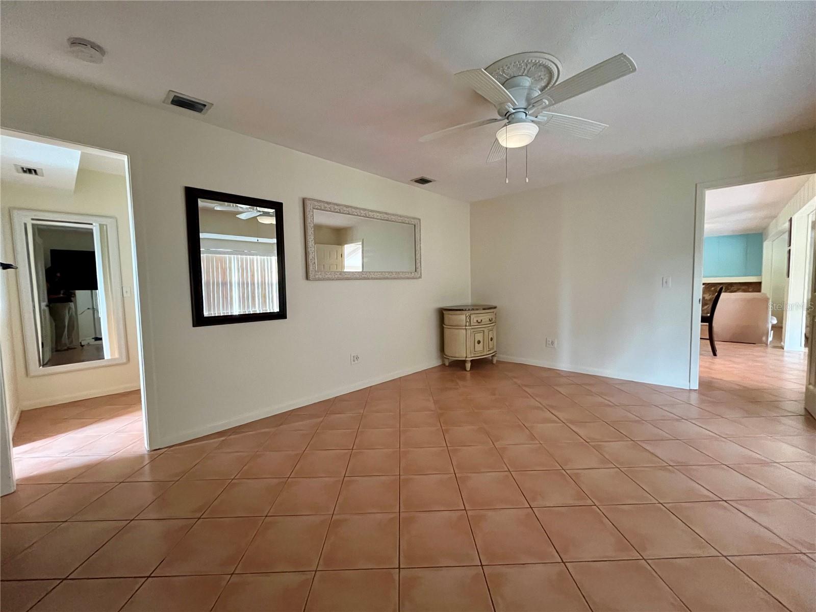 Image 19 of 32 For 6604 Flicker Court