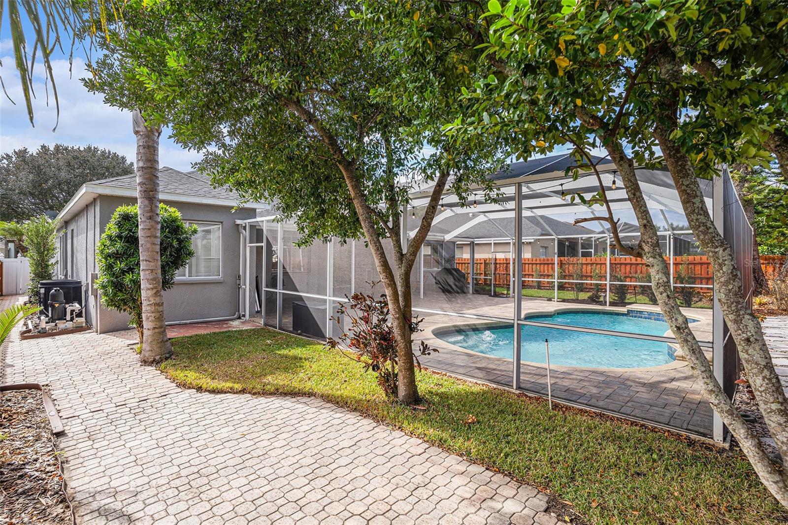 Image 40 of 45 For 2846 Duncan Tree Circle