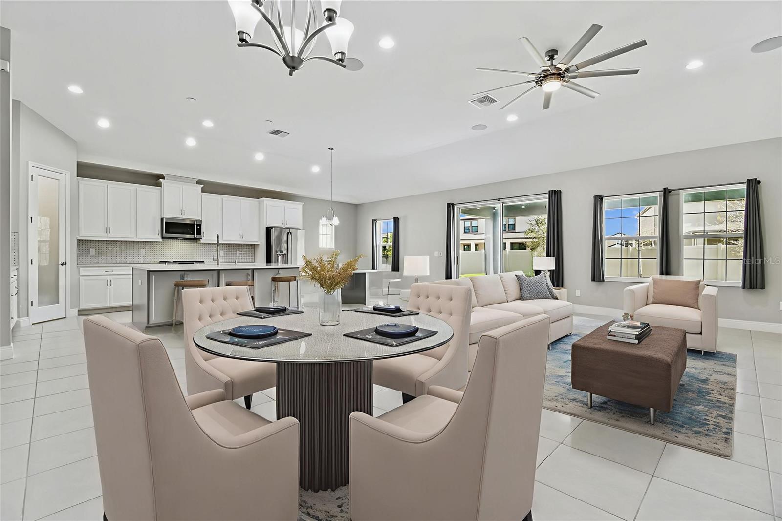 Image 4 of 39 For 21987 Emory Oak Place