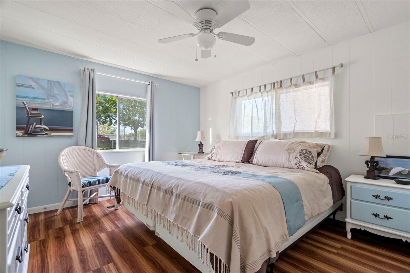 Image 20 of 37 For 130 Patricia Avenue 66