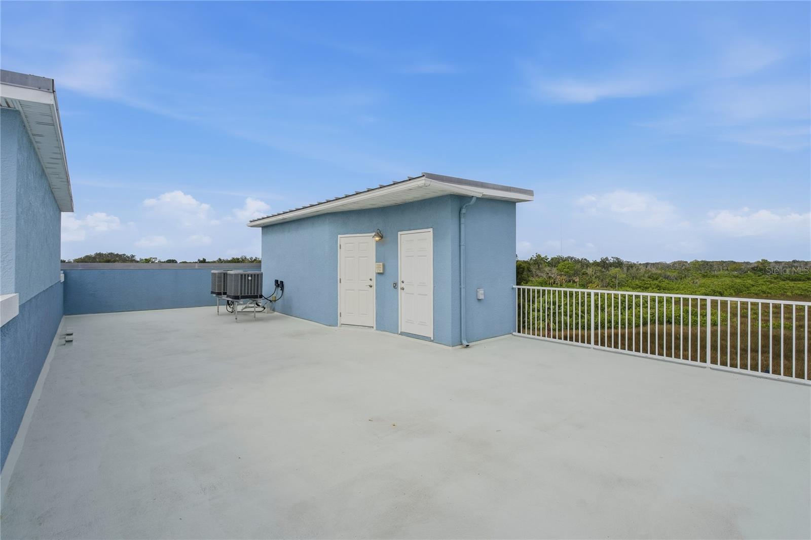 Image 45 of 98 For 1197 Flying Fish Lane