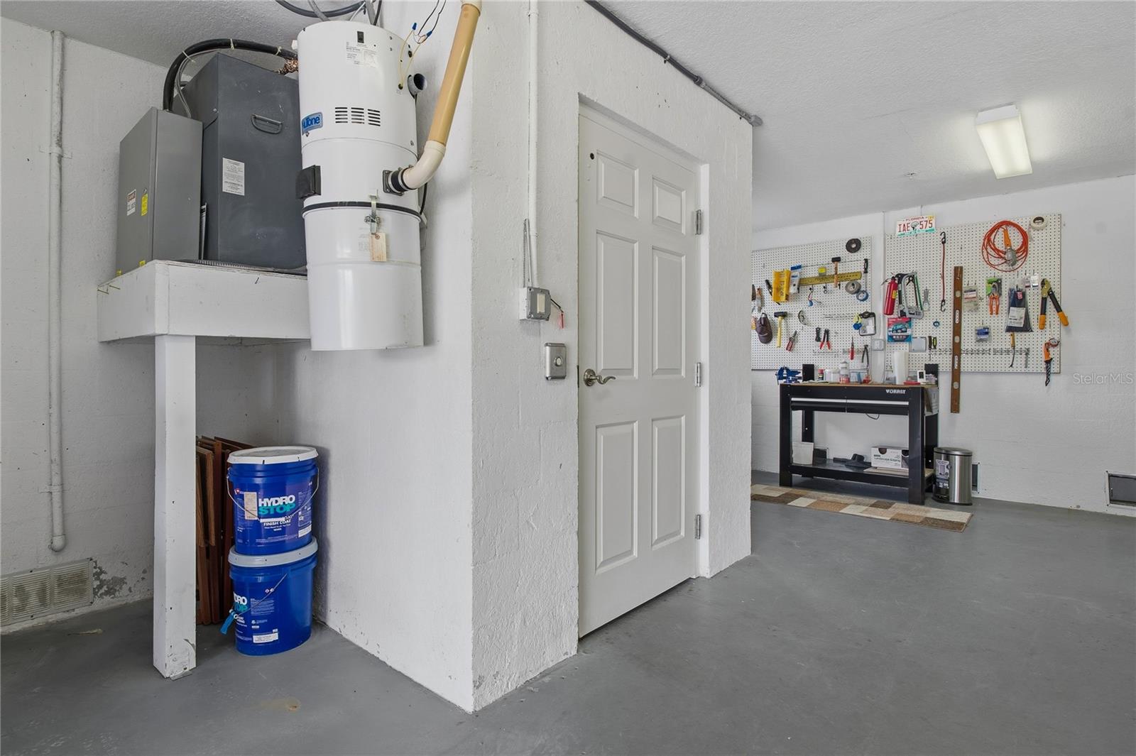 Image 52 of 98 For 1197 Flying Fish Lane