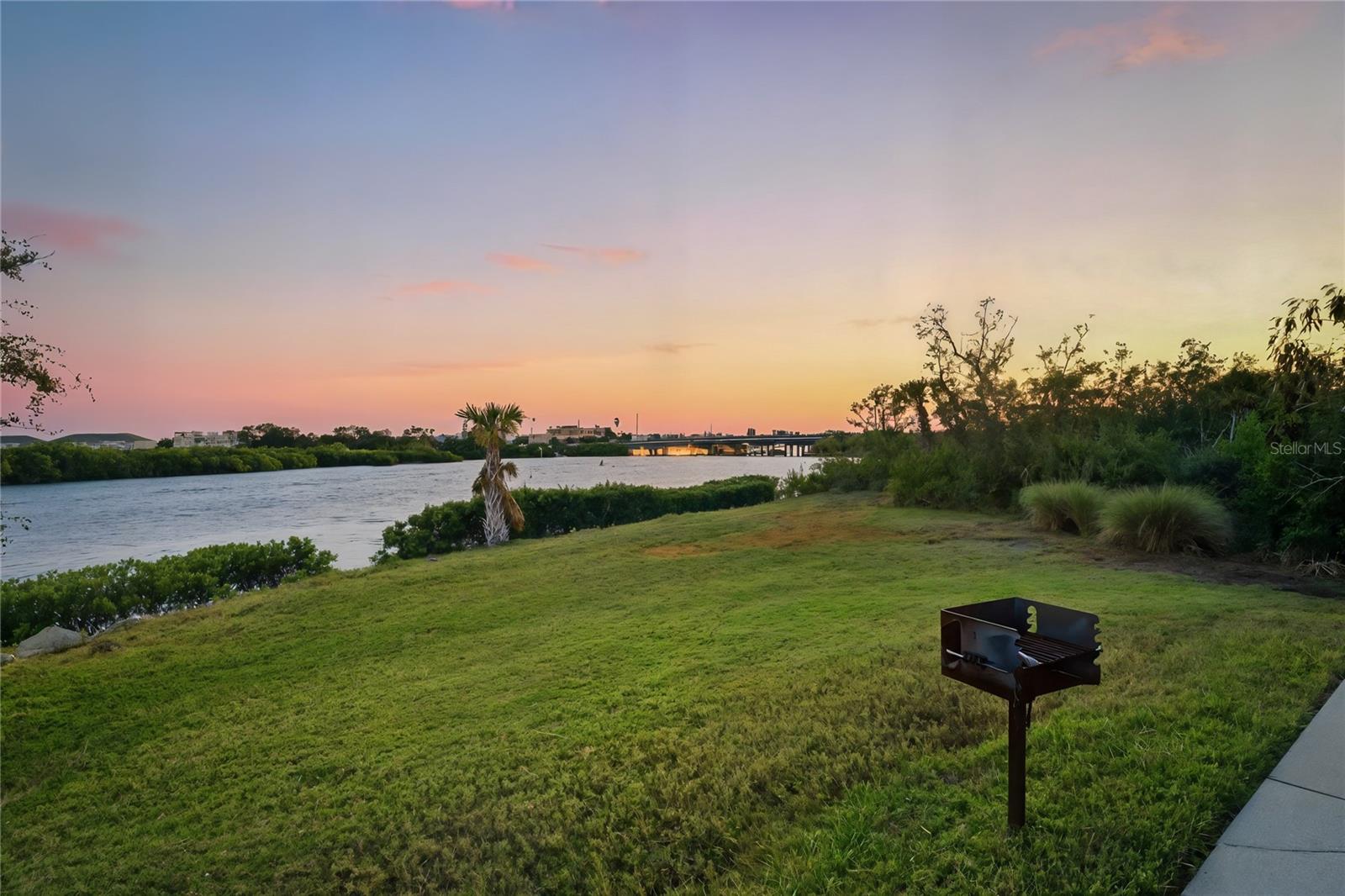 Image 67 of 98 For 1197 Flying Fish Lane