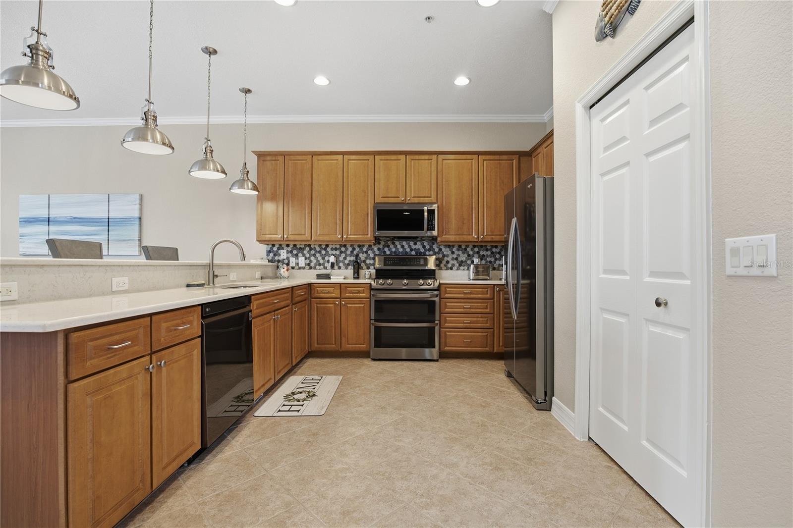 Image 8 of 98 For 1197 Flying Fish Lane