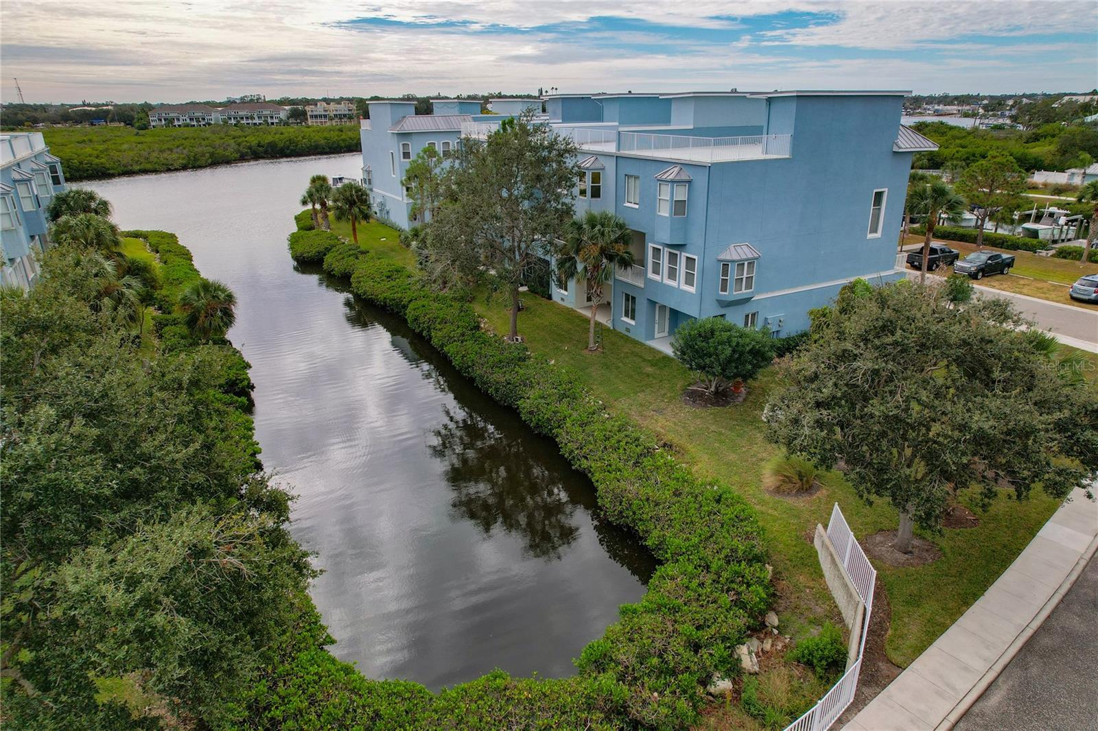 Image 87 of 98 For 1197 Flying Fish Lane