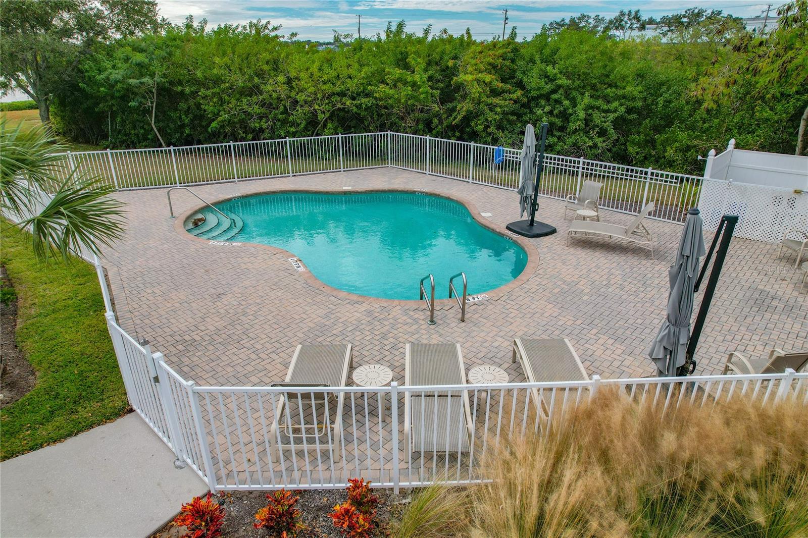 Image 95 of 98 For 1197 Flying Fish Lane