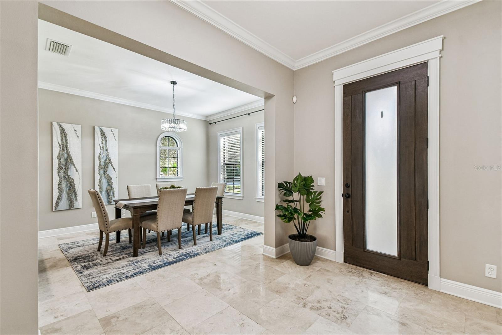 Image 14 of 61 For 3901 Lynwood Avenue