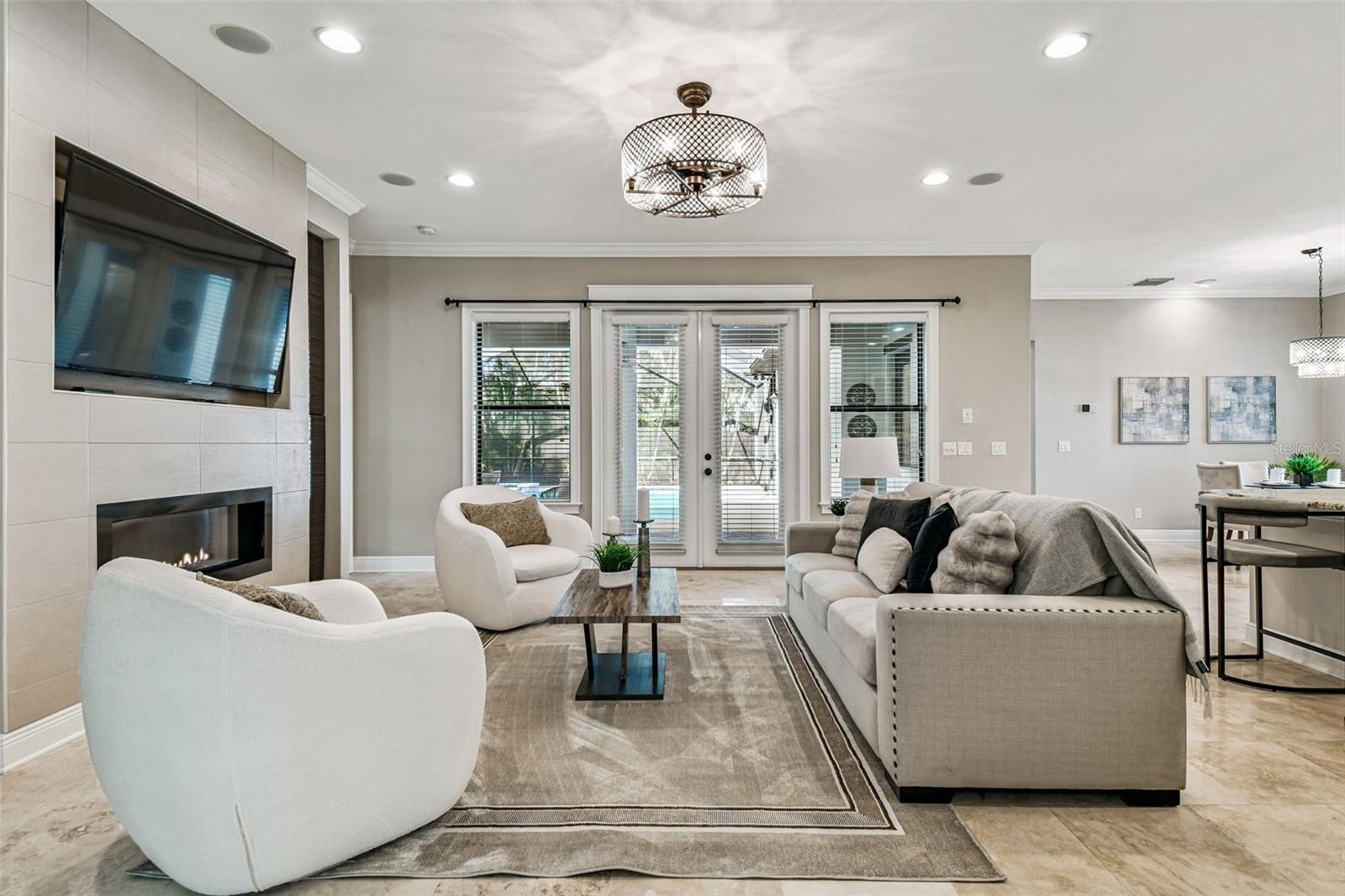 Image 20 of 61 For 3901 Lynwood Avenue