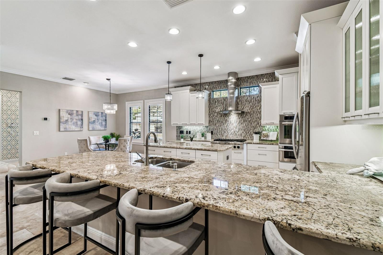 Image 24 of 61 For 3901 Lynwood Avenue