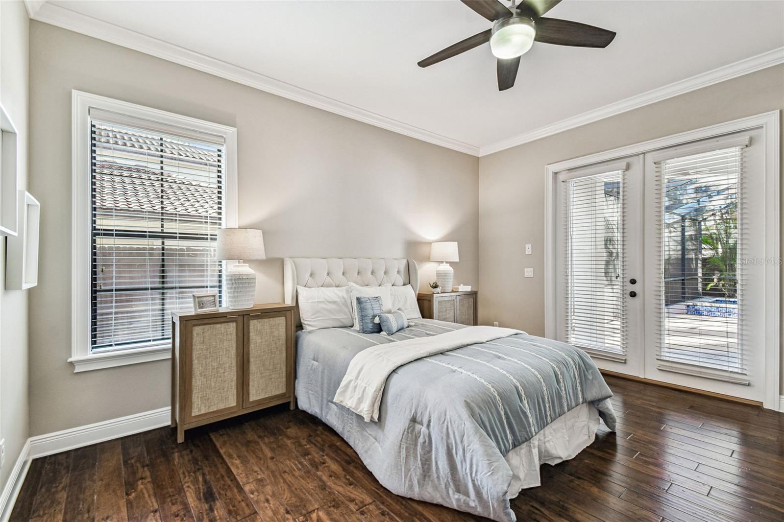 Image 34 of 61 For 3901 Lynwood Avenue