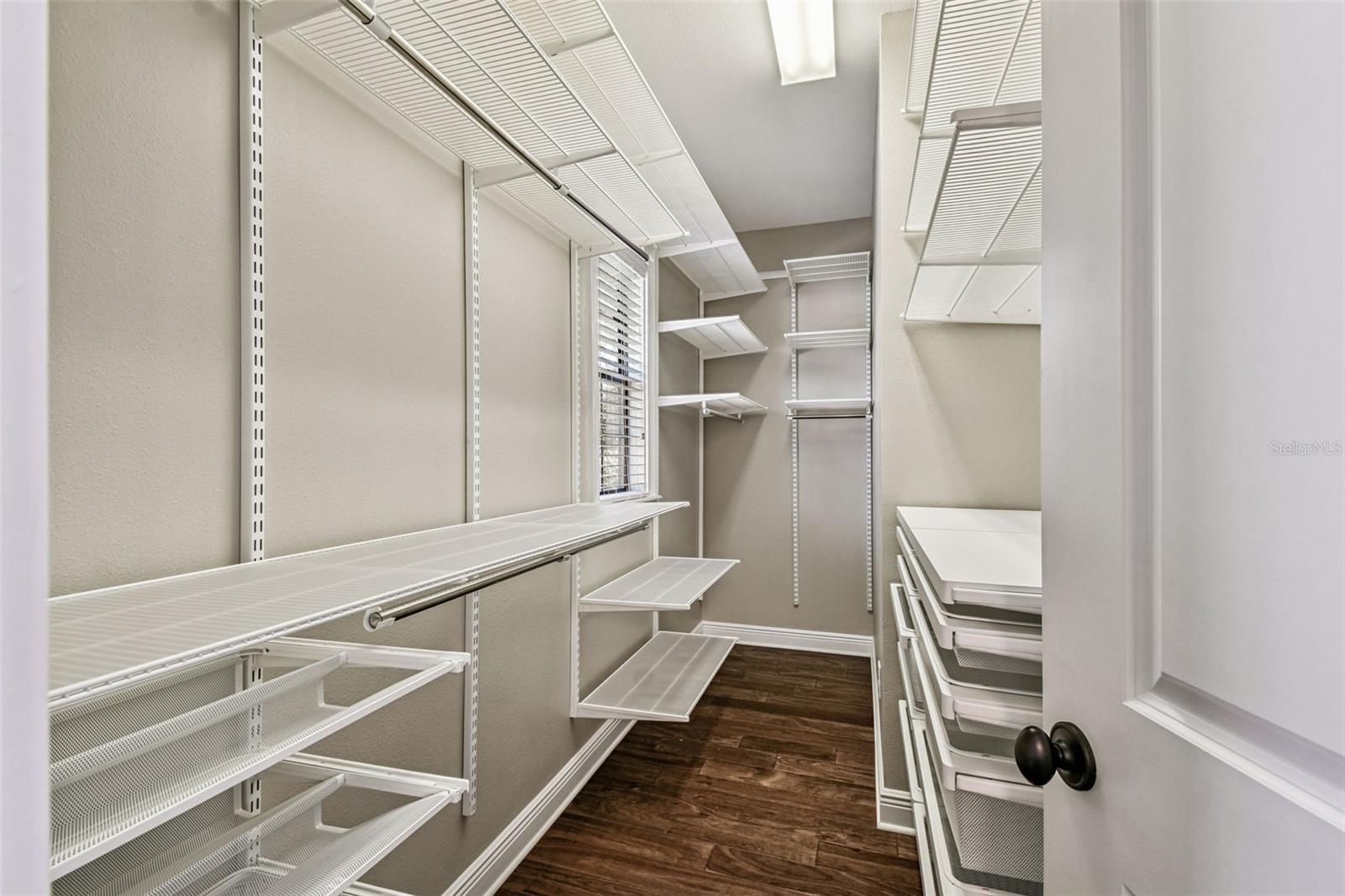 Image 47 of 61 For 3901 Lynwood Avenue