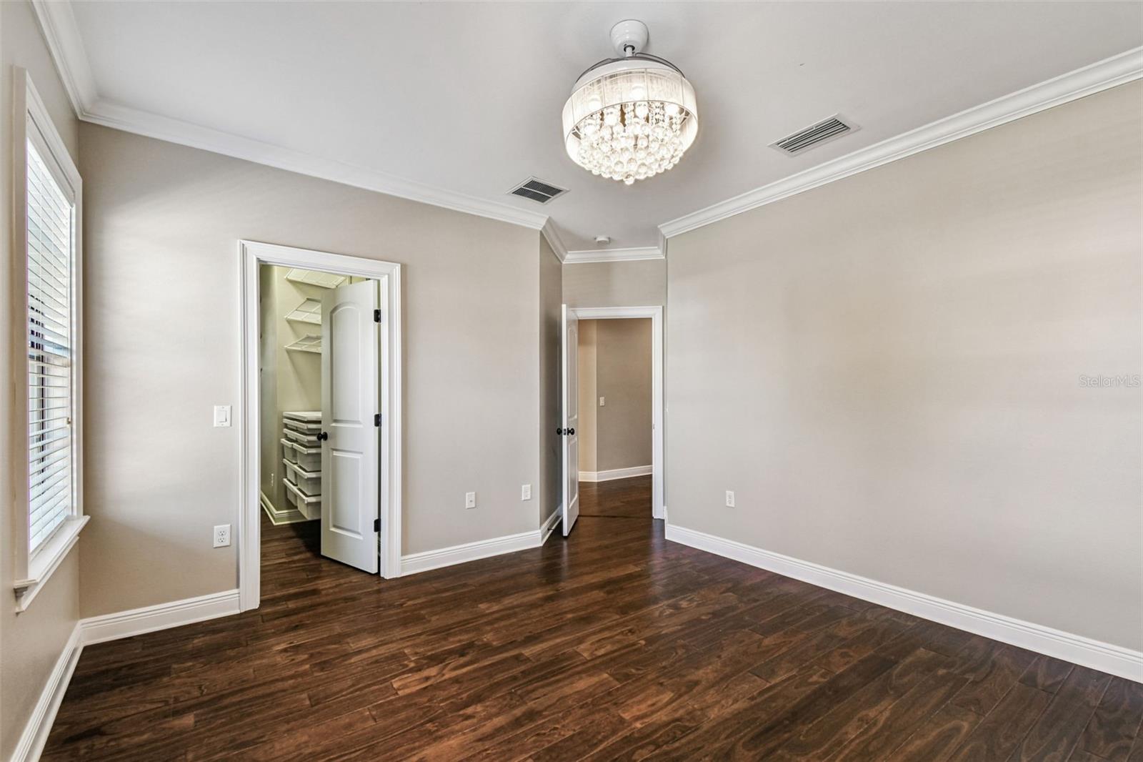 Image 48 of 61 For 3901 Lynwood Avenue