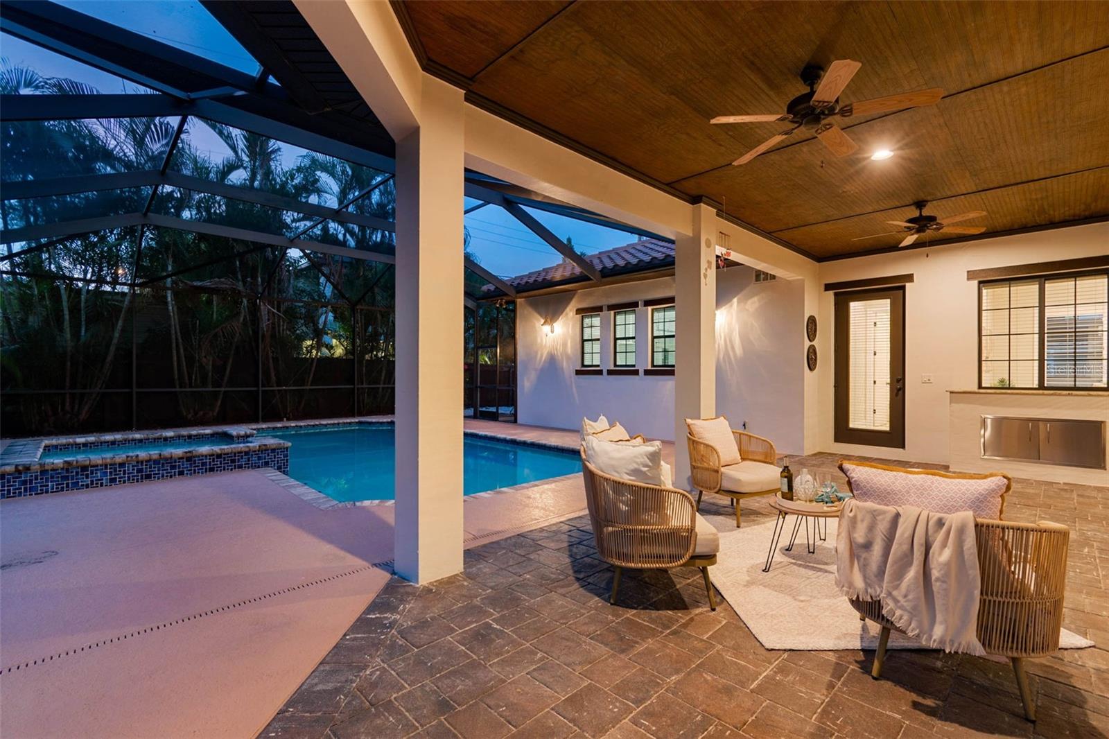 Image 58 of 61 For 3901 Lynwood Avenue