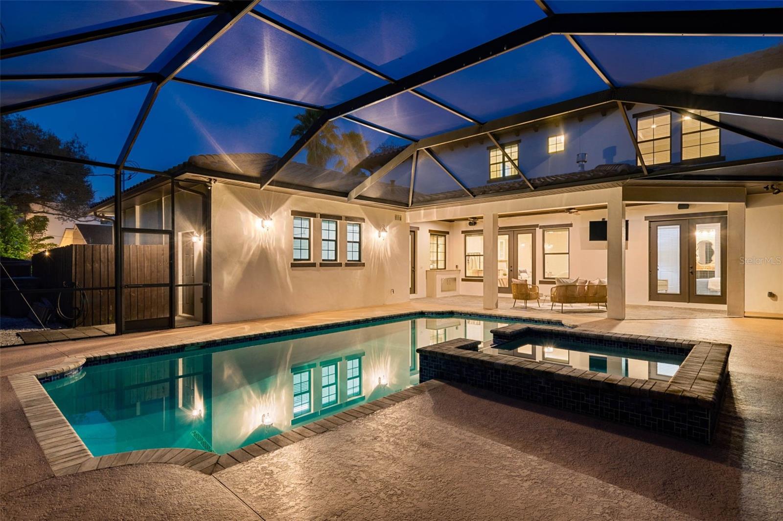 Image 61 of 61 For 3901 Lynwood Avenue