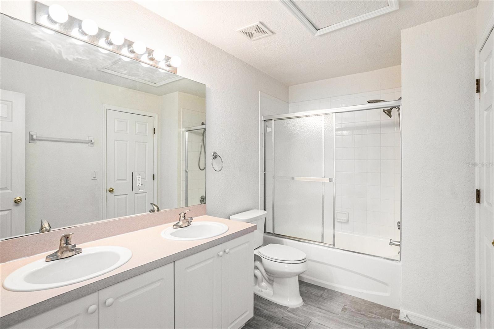 Image 19 of 24 For 4330 Har Paul Circle