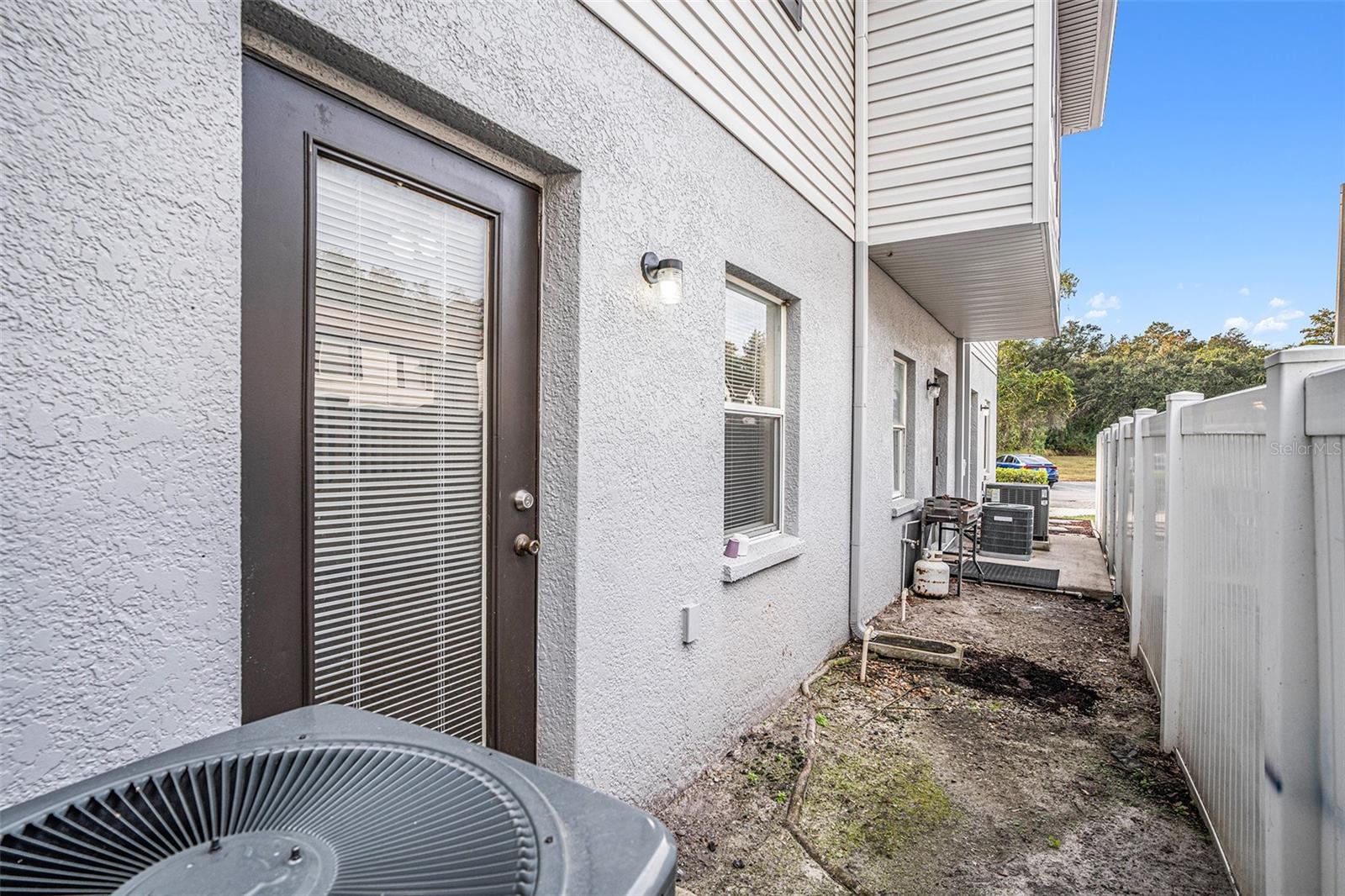 Image 22 of 24 For 4330 Har Paul Circle