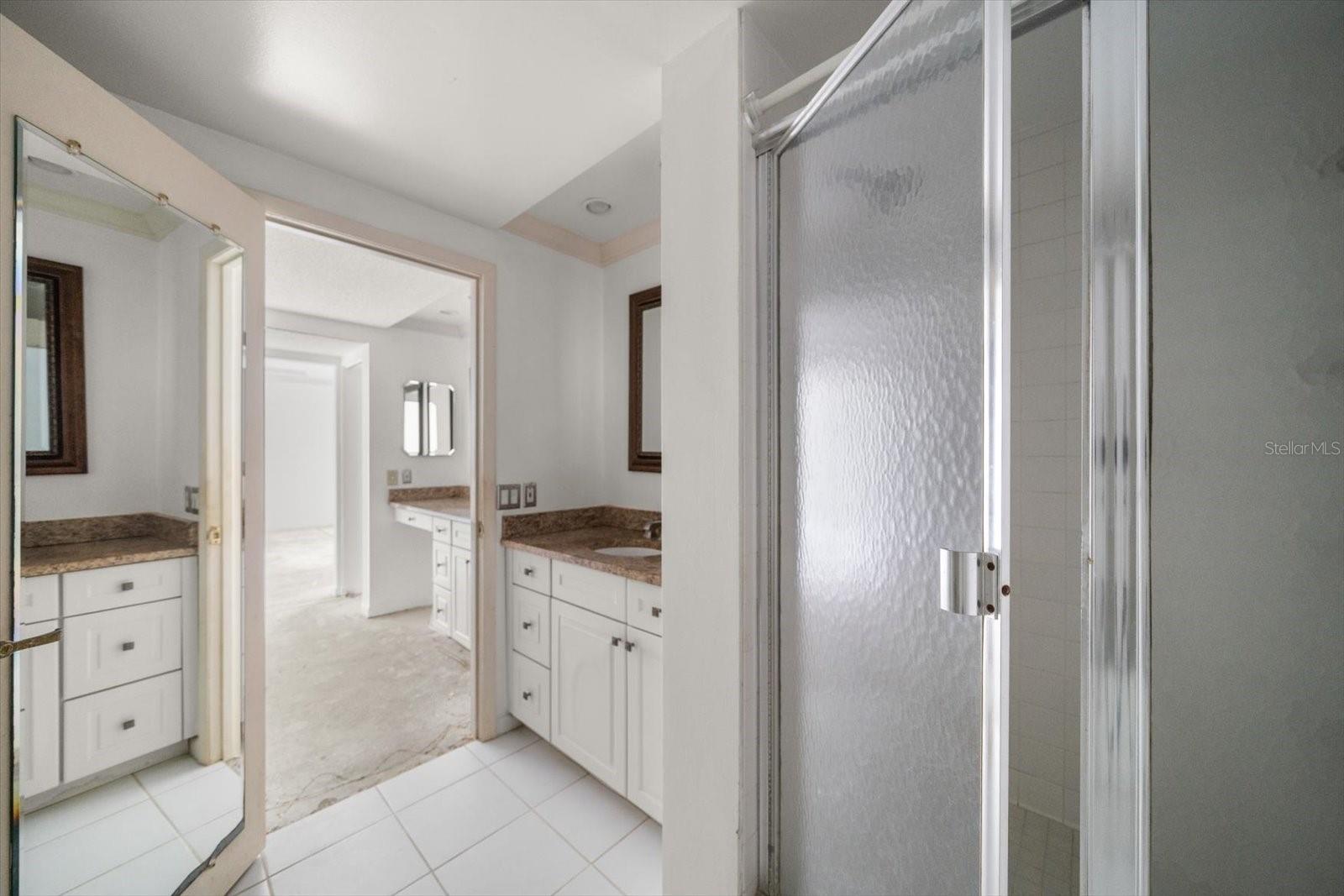 Image 15 of 27 For 1501 Gulf Boulevard 604