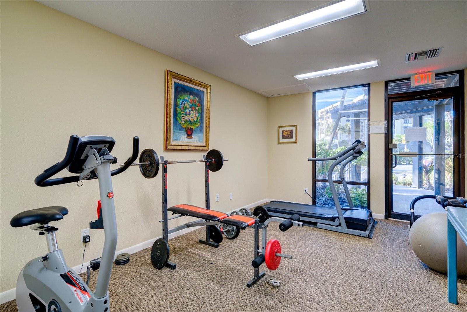 Image 21 of 27 For 1501 Gulf Boulevard 604