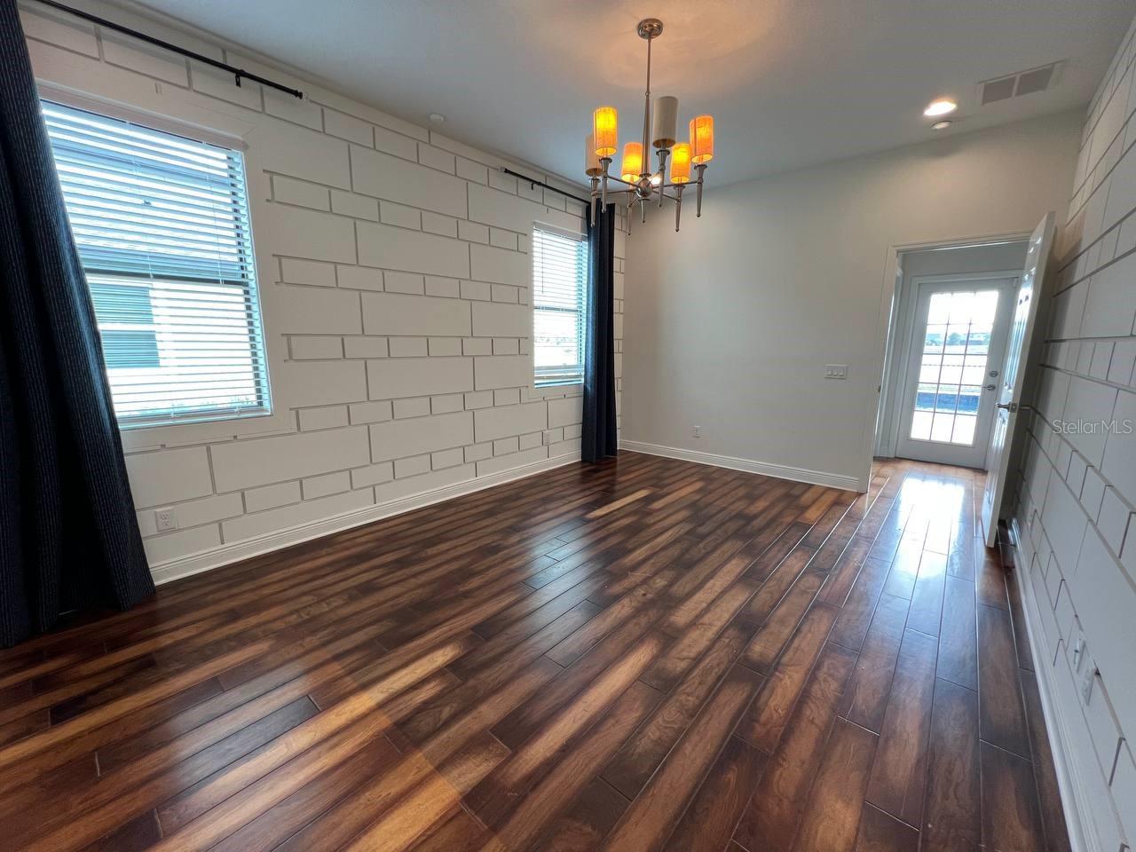 Image 15 of 53 For 1692 Nature View Drive